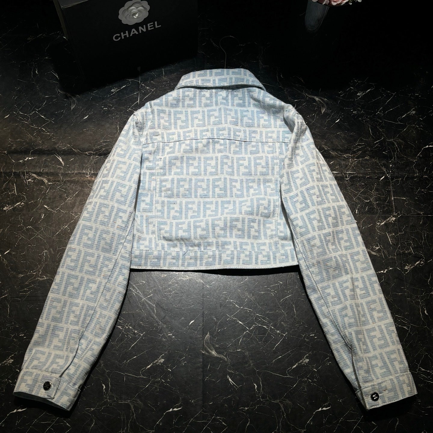 Light denim lapel short coat