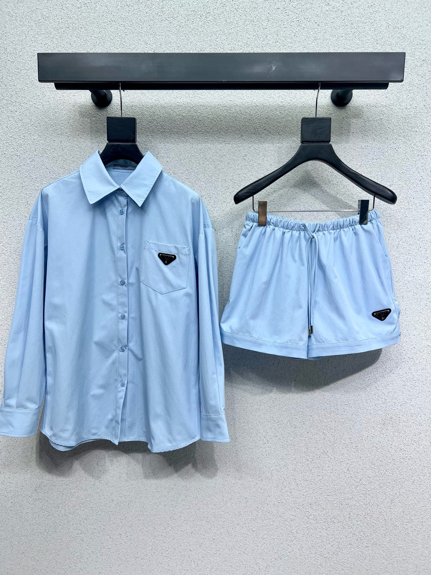Shirt and shorts suit