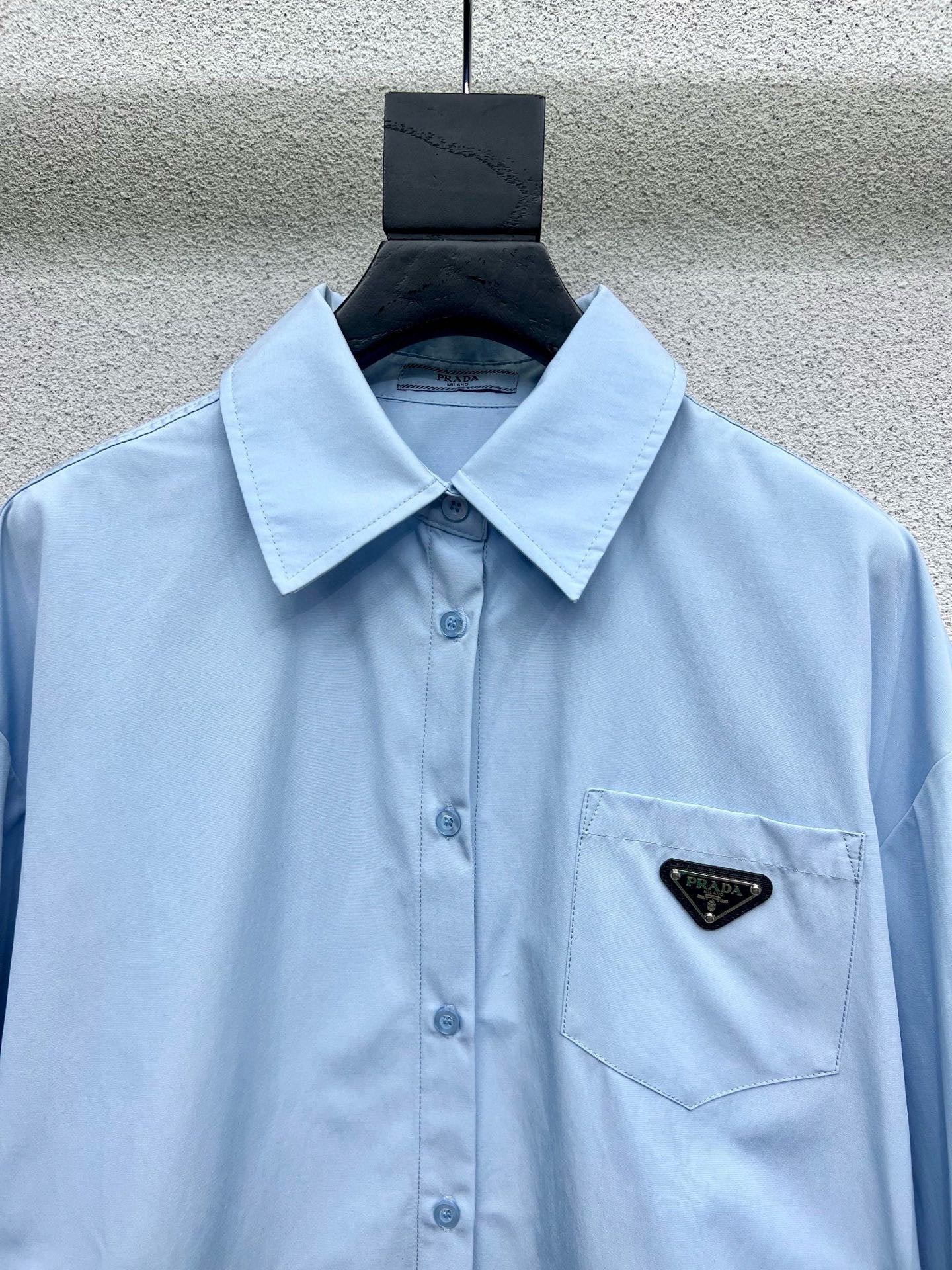 Shirt and shorts suit