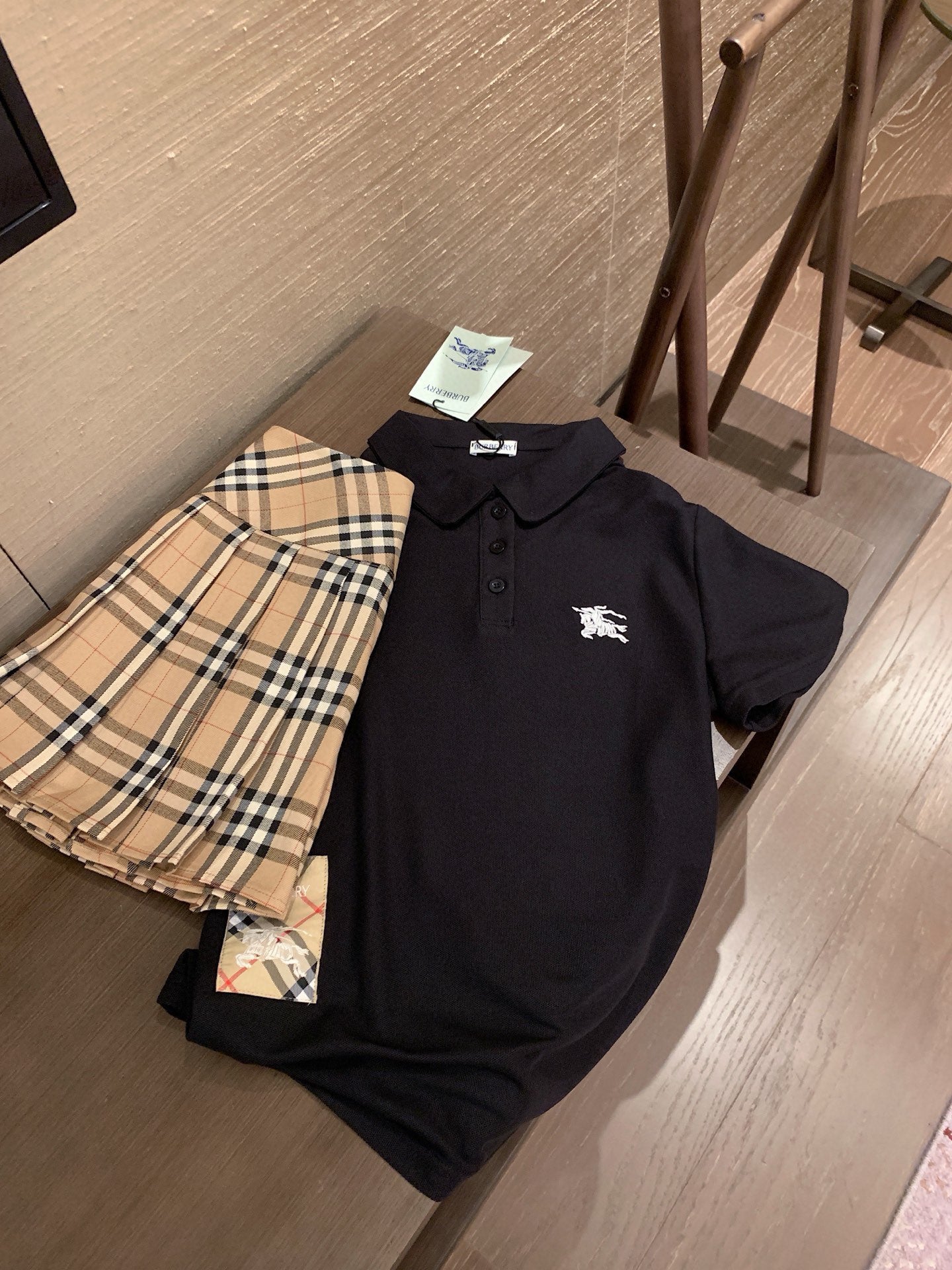 Classic striped two-color casual suit