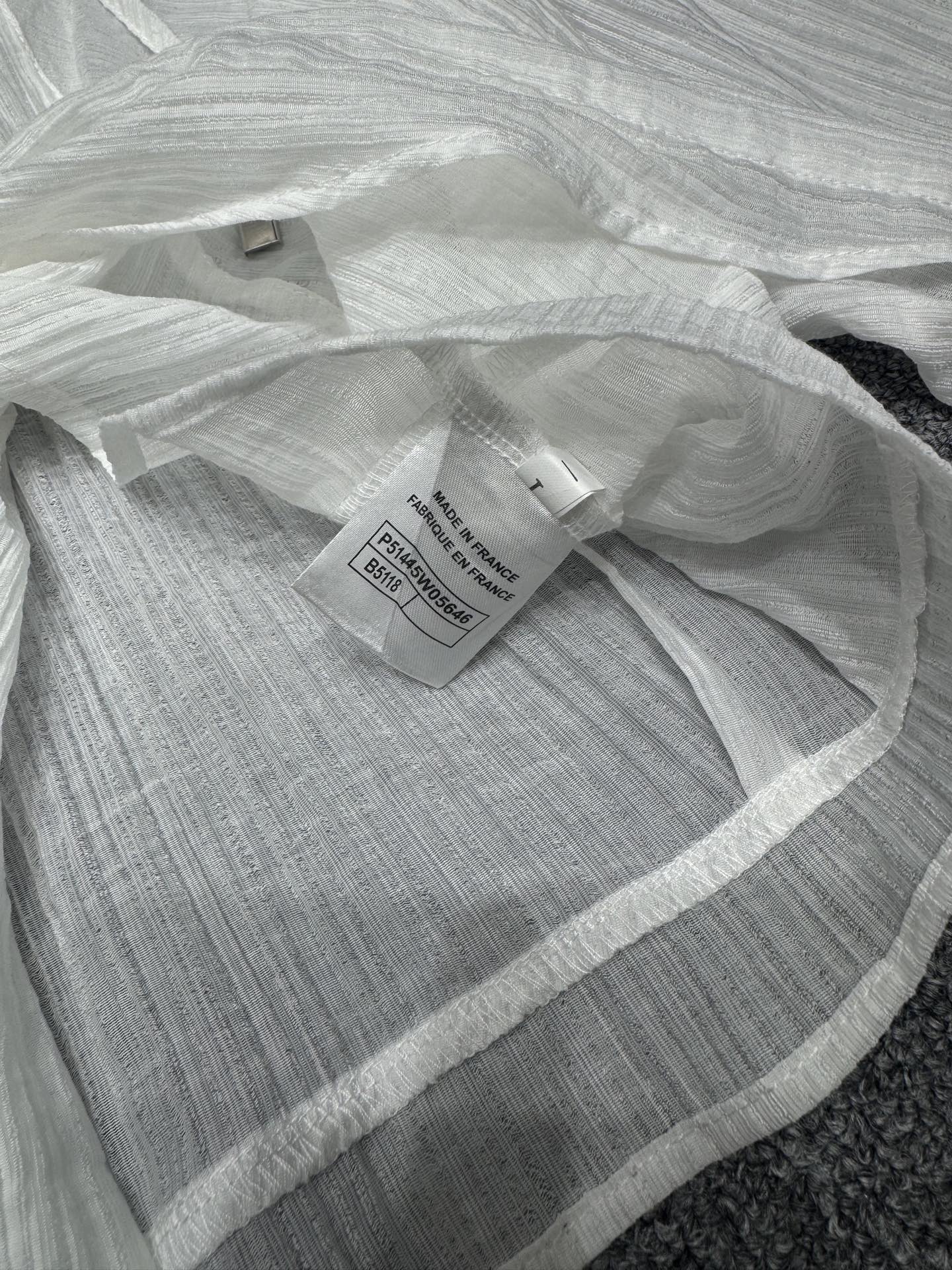 New thin hooded black and white sunscreen clothing