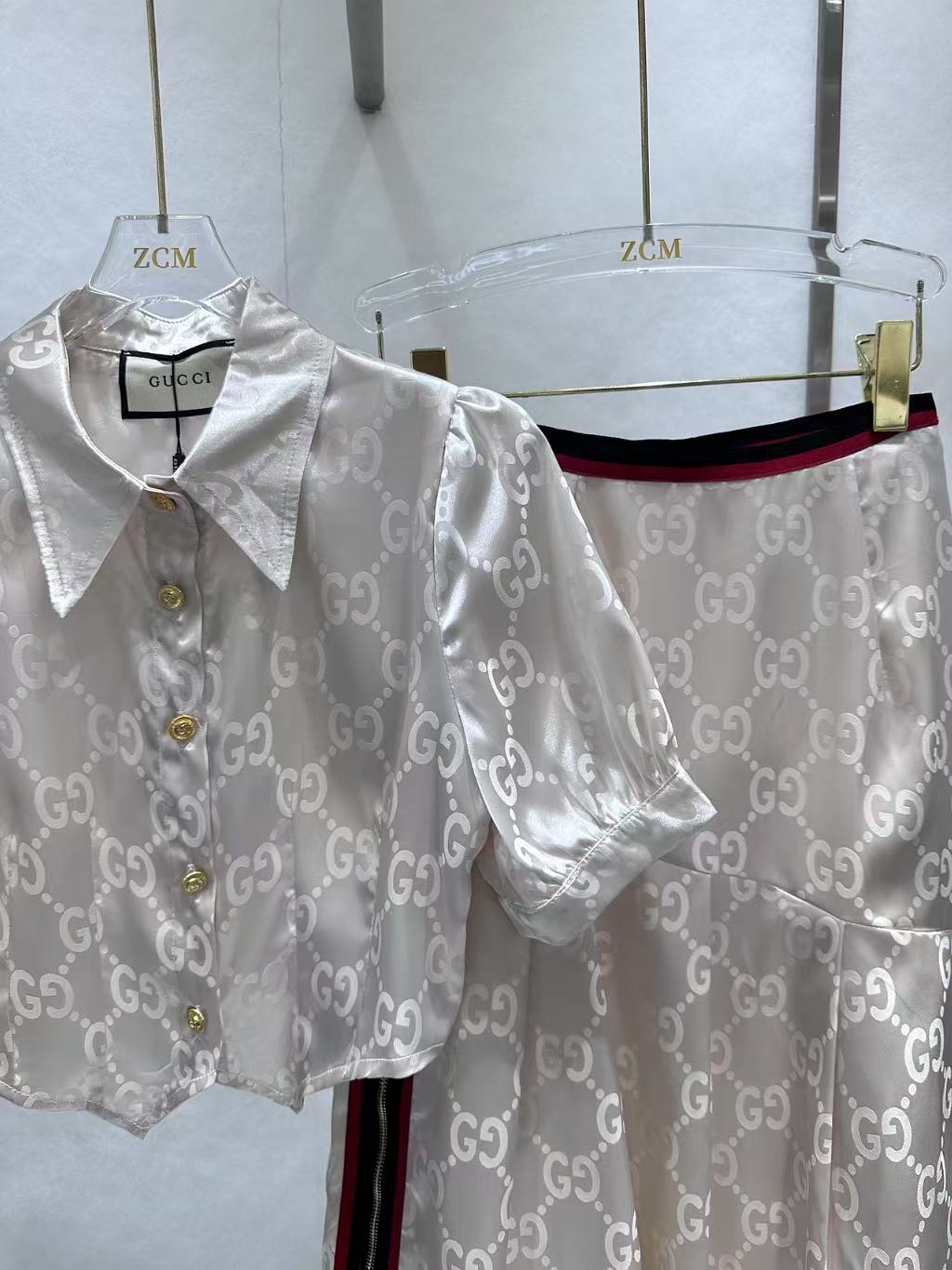New lapel jacquard letter skirt suit