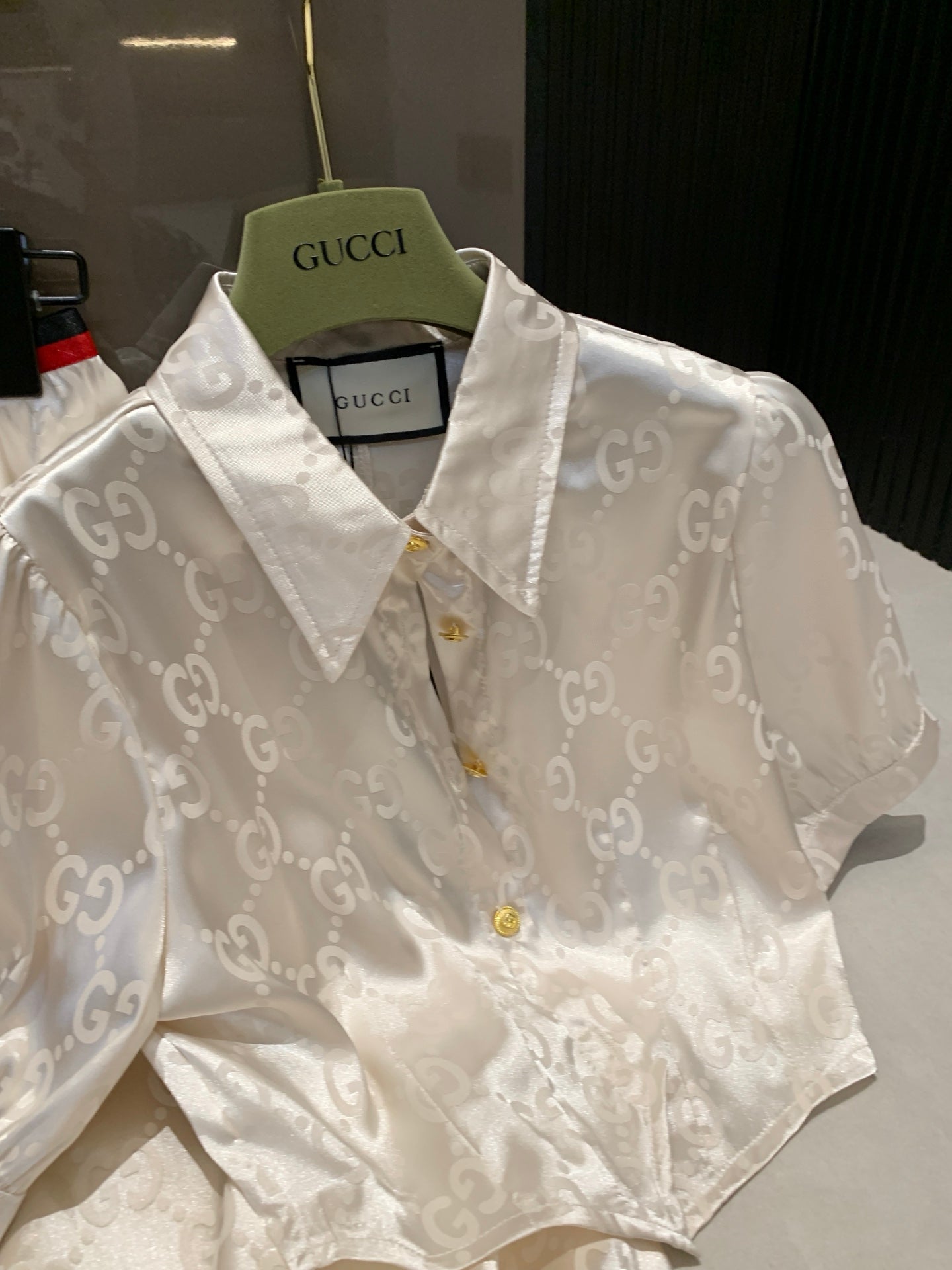 New lapel jacquard letter skirt suit