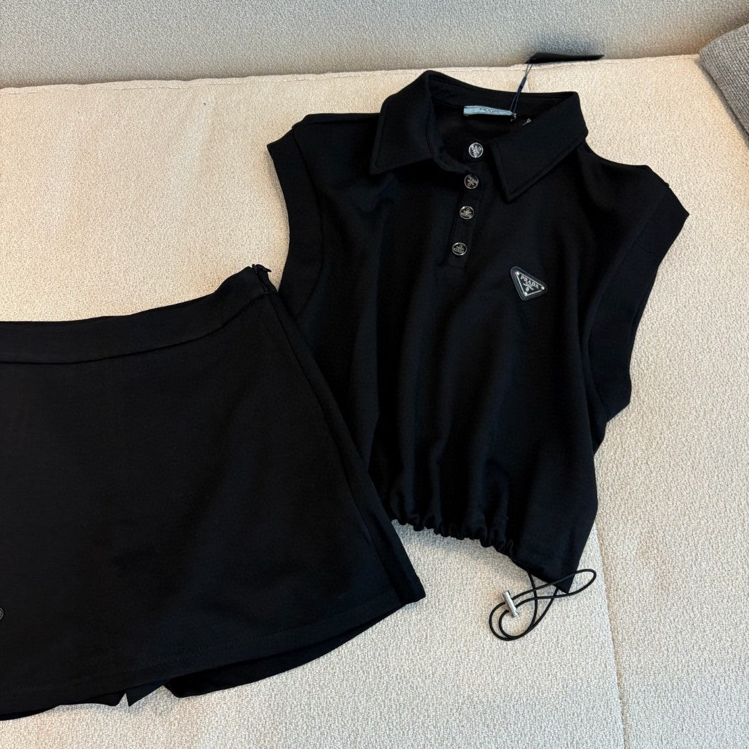New sleeveless lapel top and skirt leisure sports suit