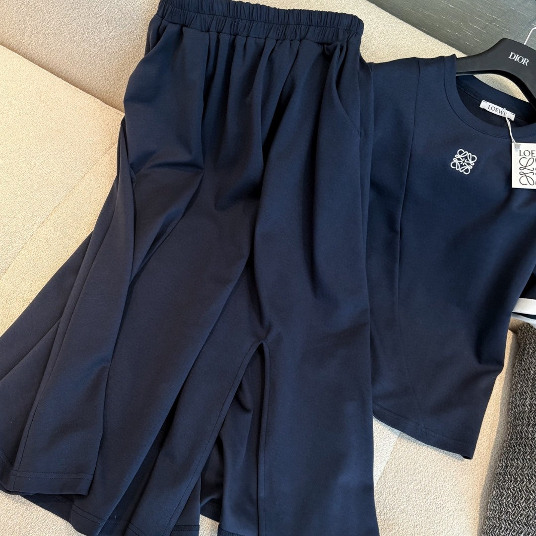 Loose fit short sleeve + long skirt casual suit