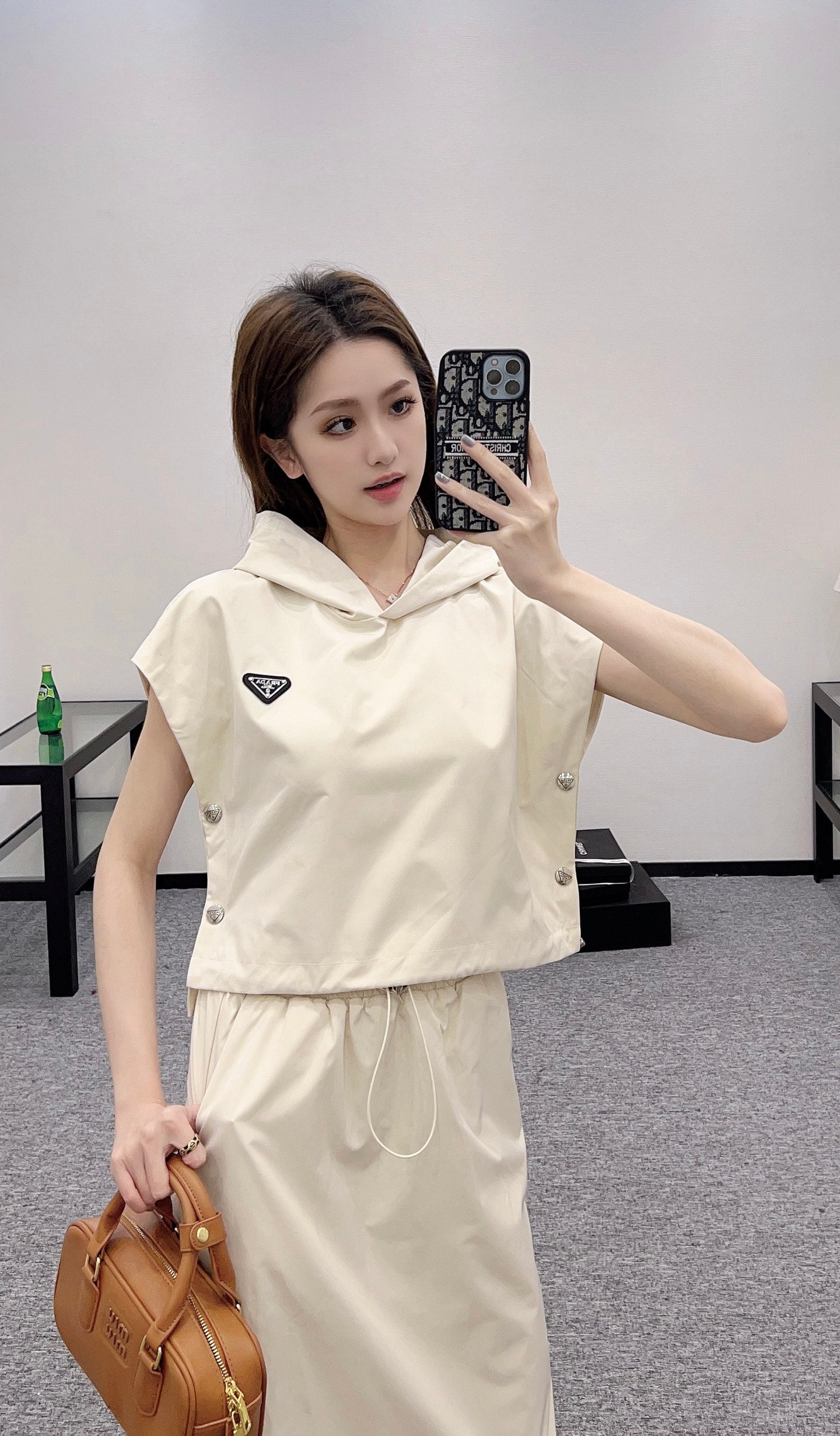 Hooded casual sports suit