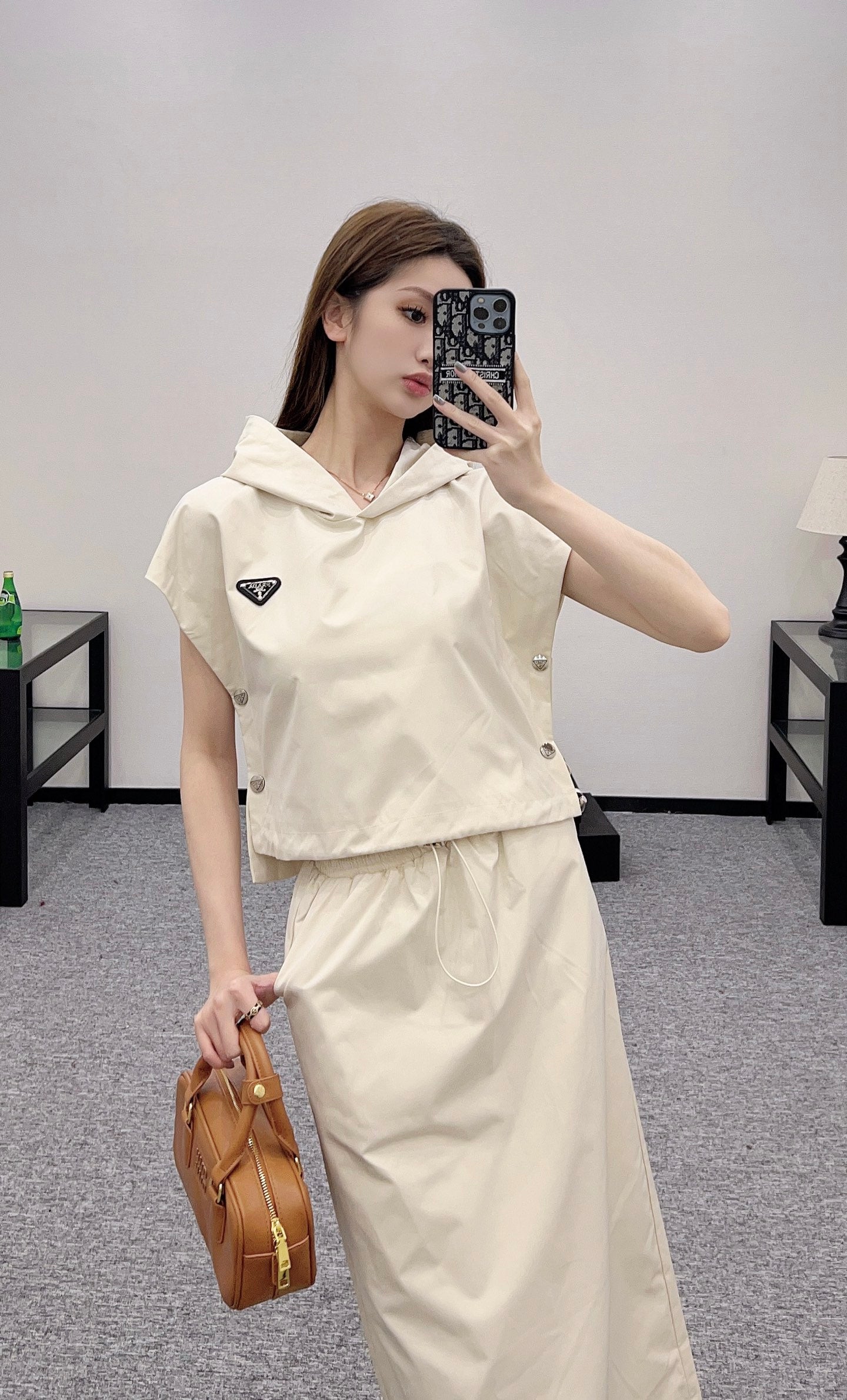 Hooded casual sports suit