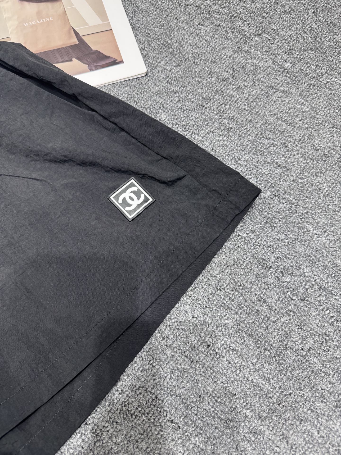 Black elastic waist cargo shorts
