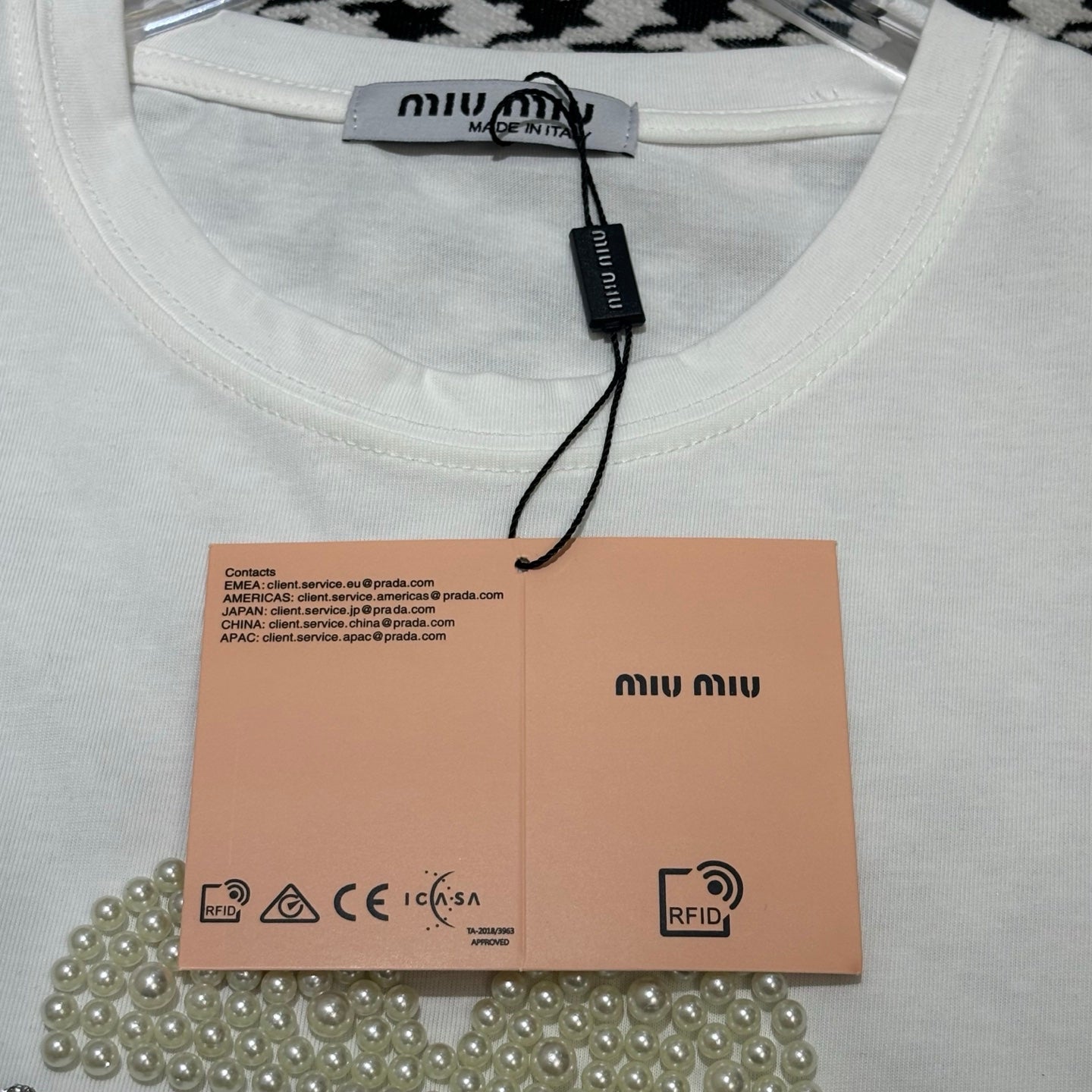 New round neck love embroidery beaded diamond short sleeves