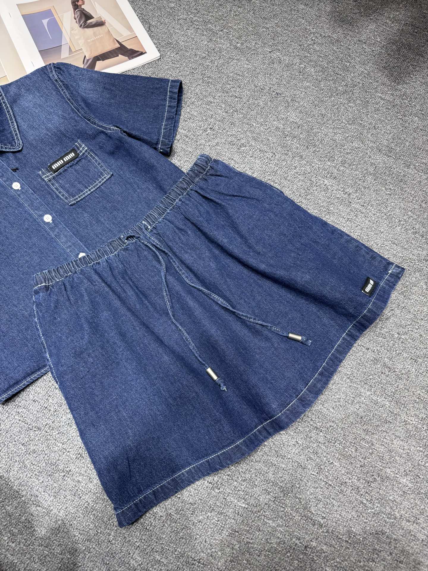 Lapel denim short sleeve + short skirt suit