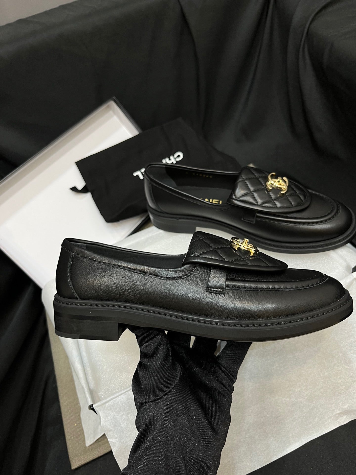 Mocasines retro con solapa
