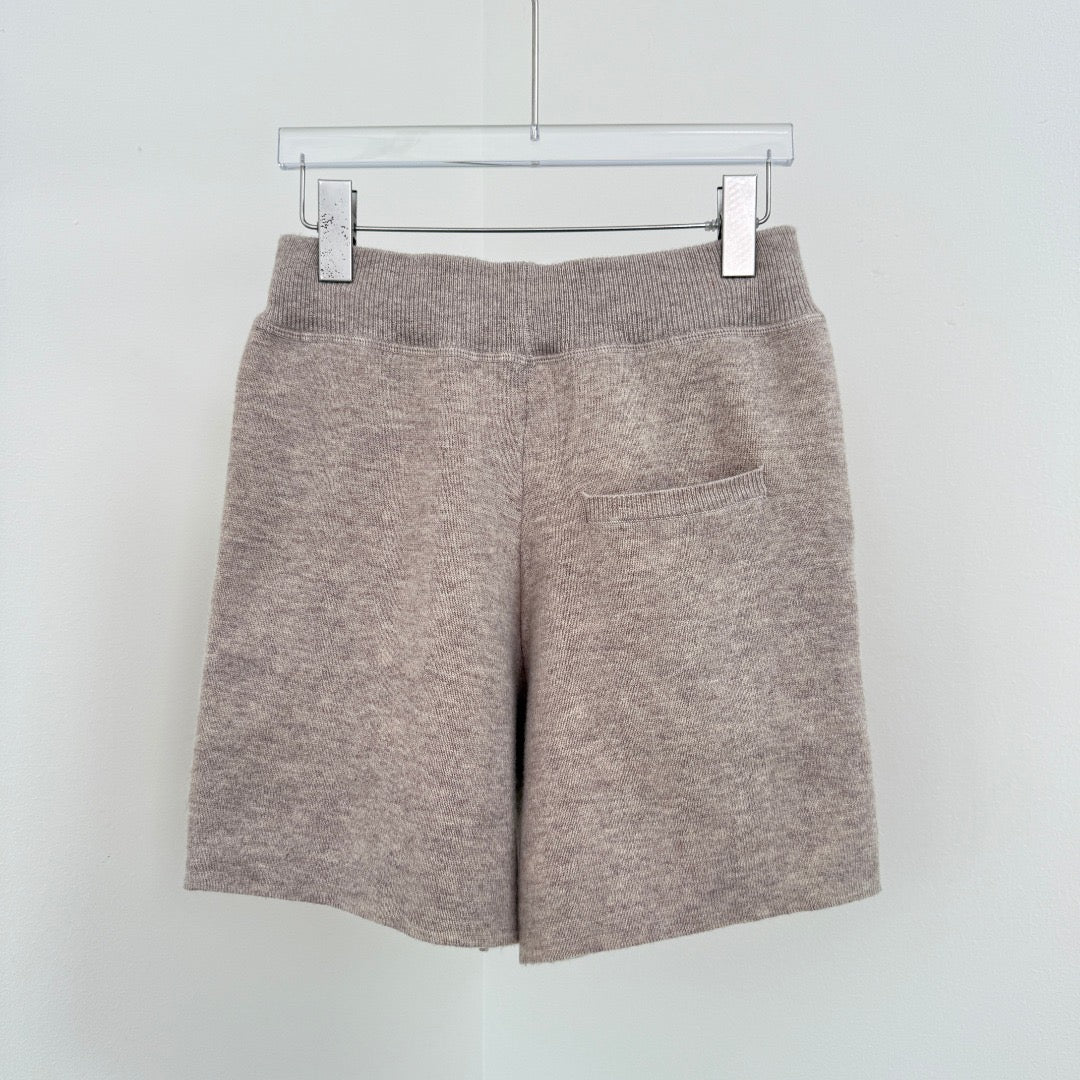 pantalones cortos de punto