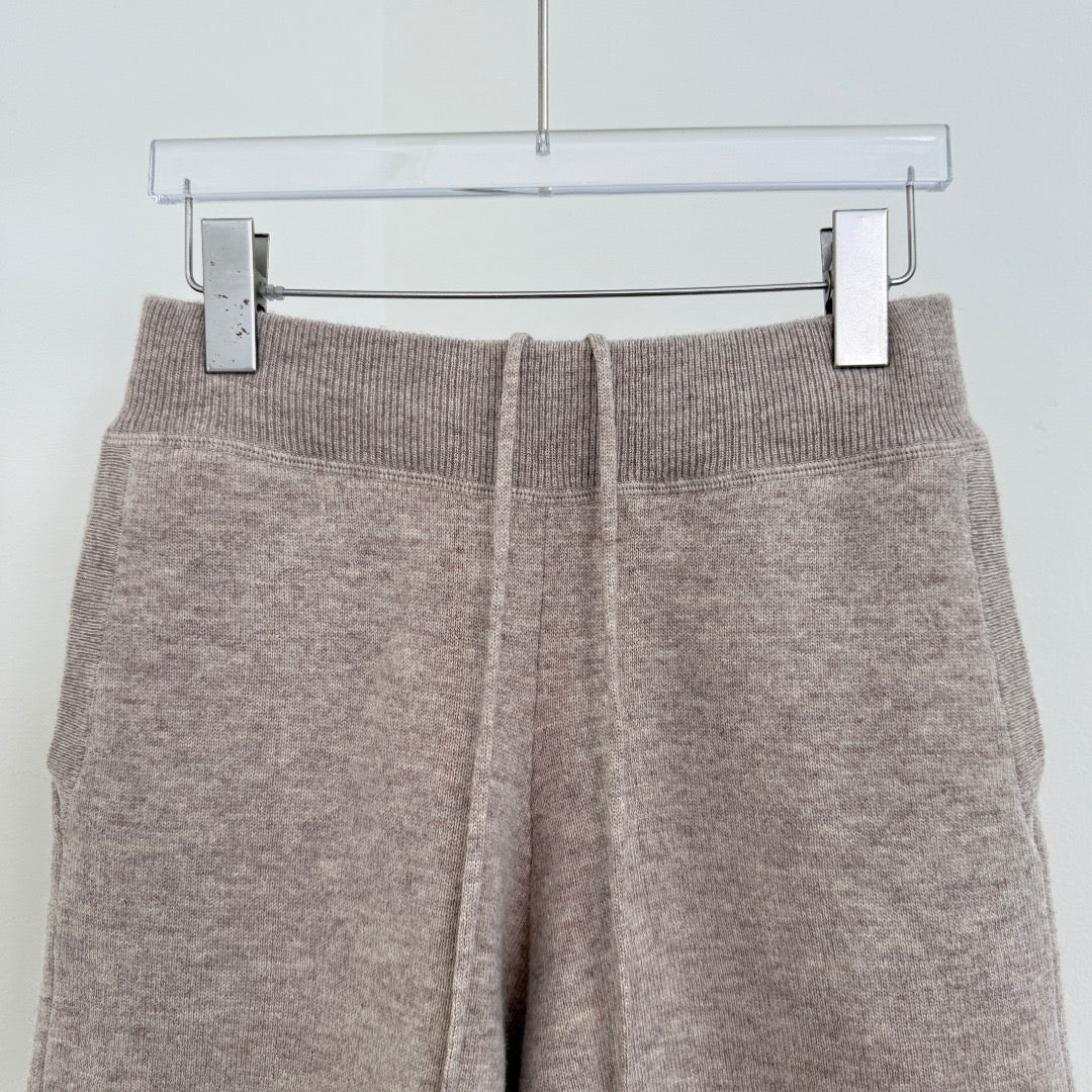 pantalones cortos de punto