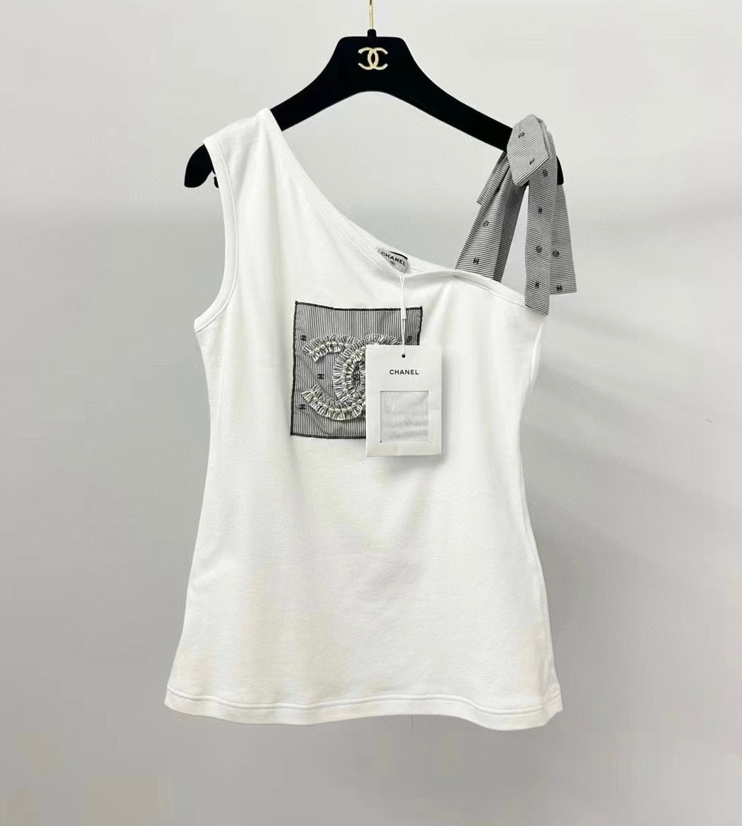 One-shoulder bow strap suspender vest