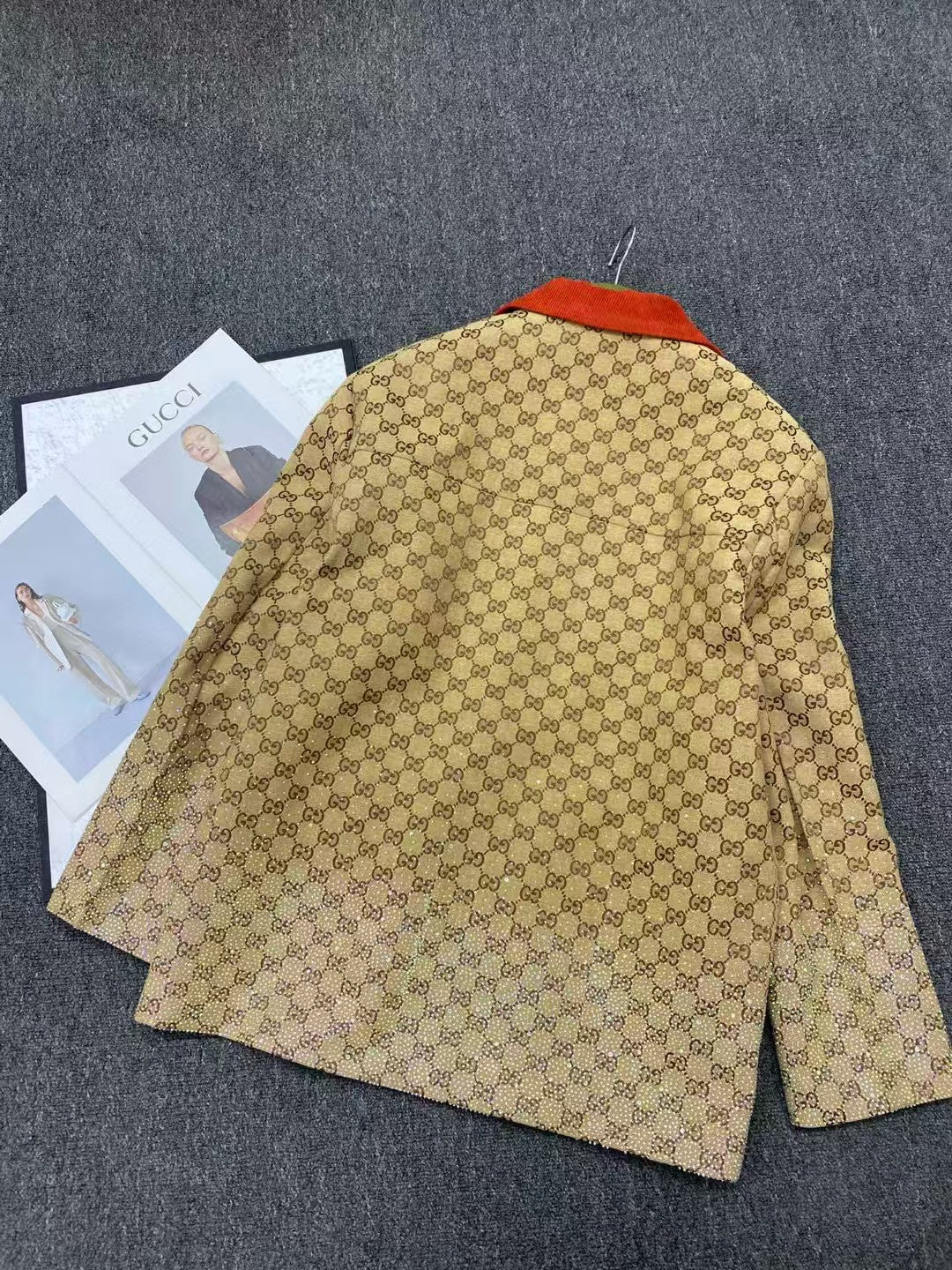 Hot rhinestone printed suit jacket and short skirt suit