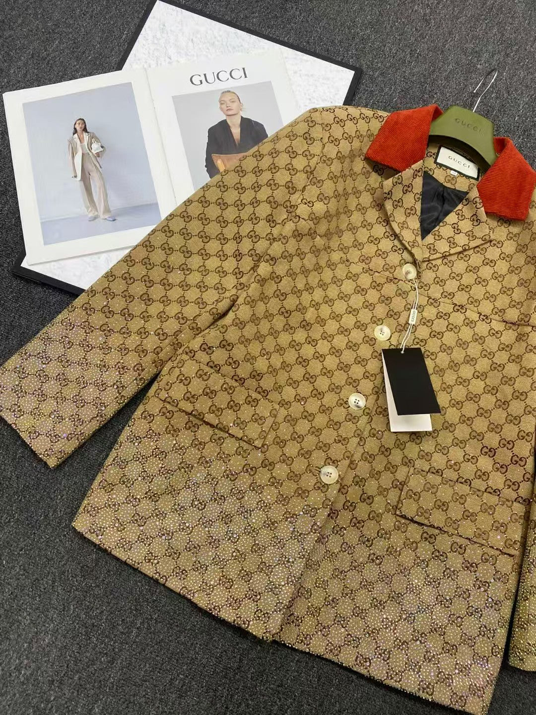 Hot rhinestone printed suit jacket and short skirt suit