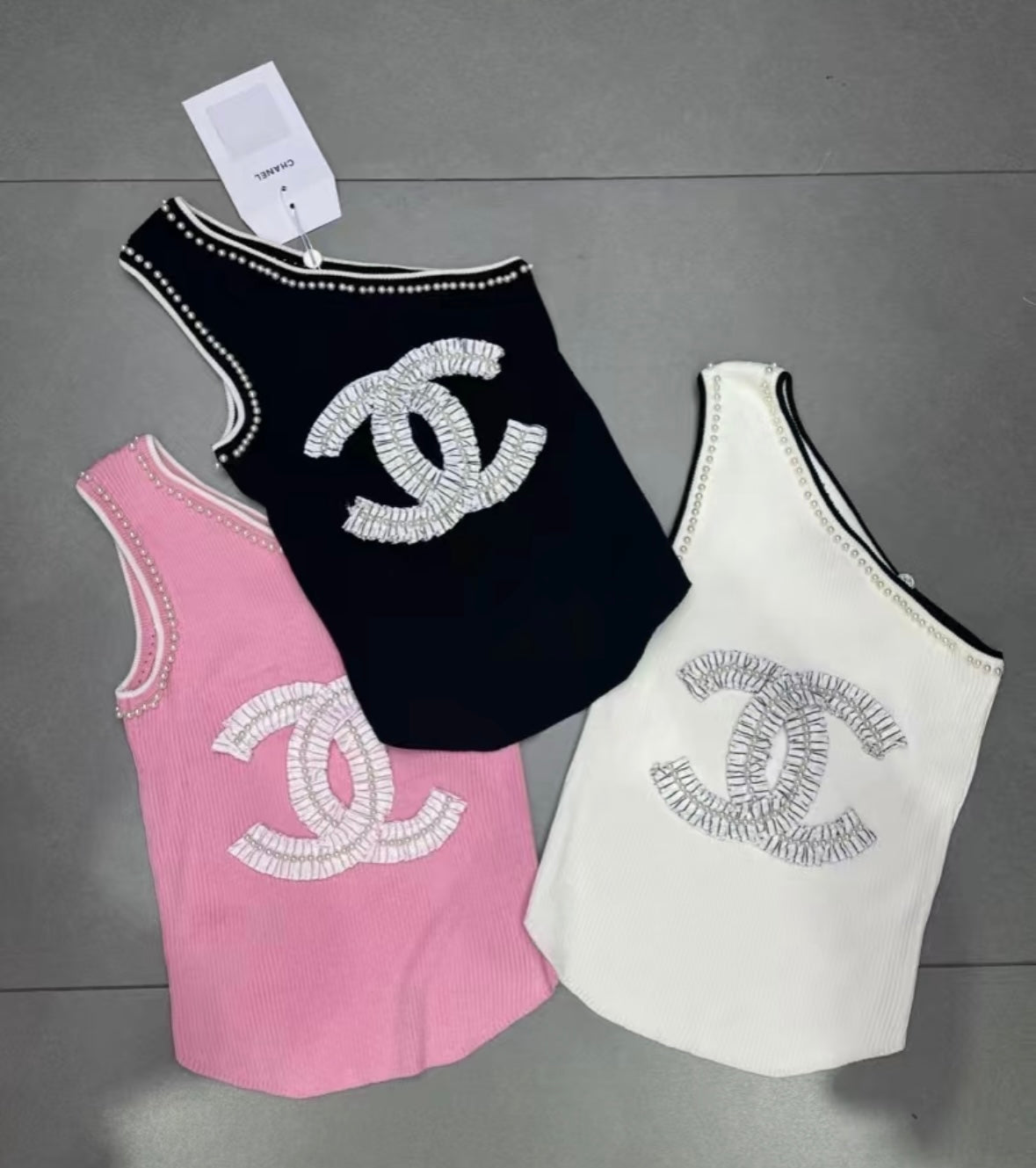 Pearl sloping shoulder vest