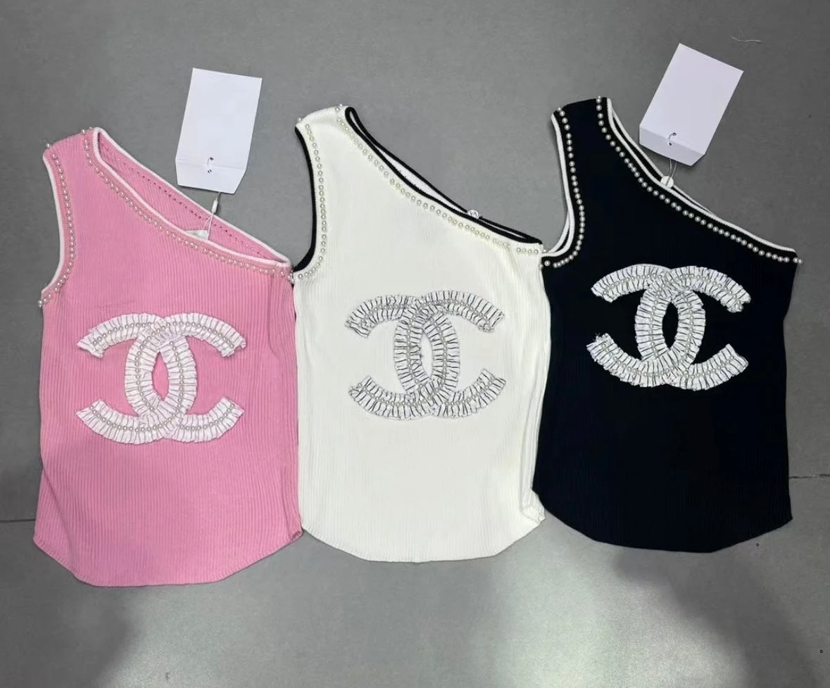 Pearl sloping shoulder vest