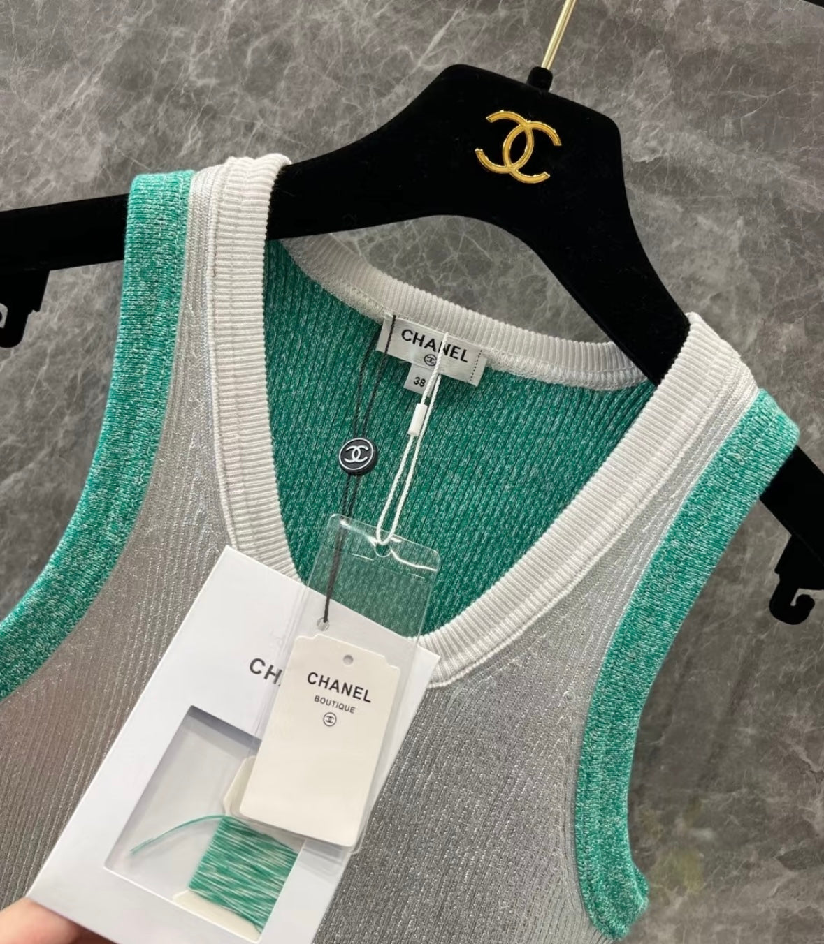 Candy color contrast suspender vest