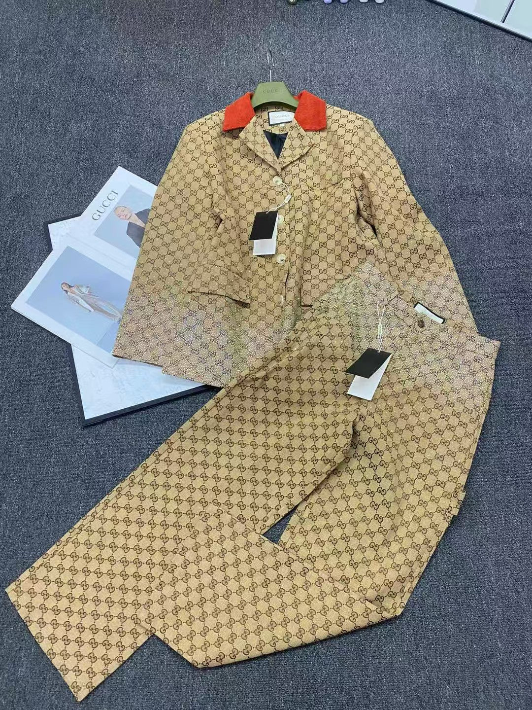 Hot drilling jacquard trousers suit
