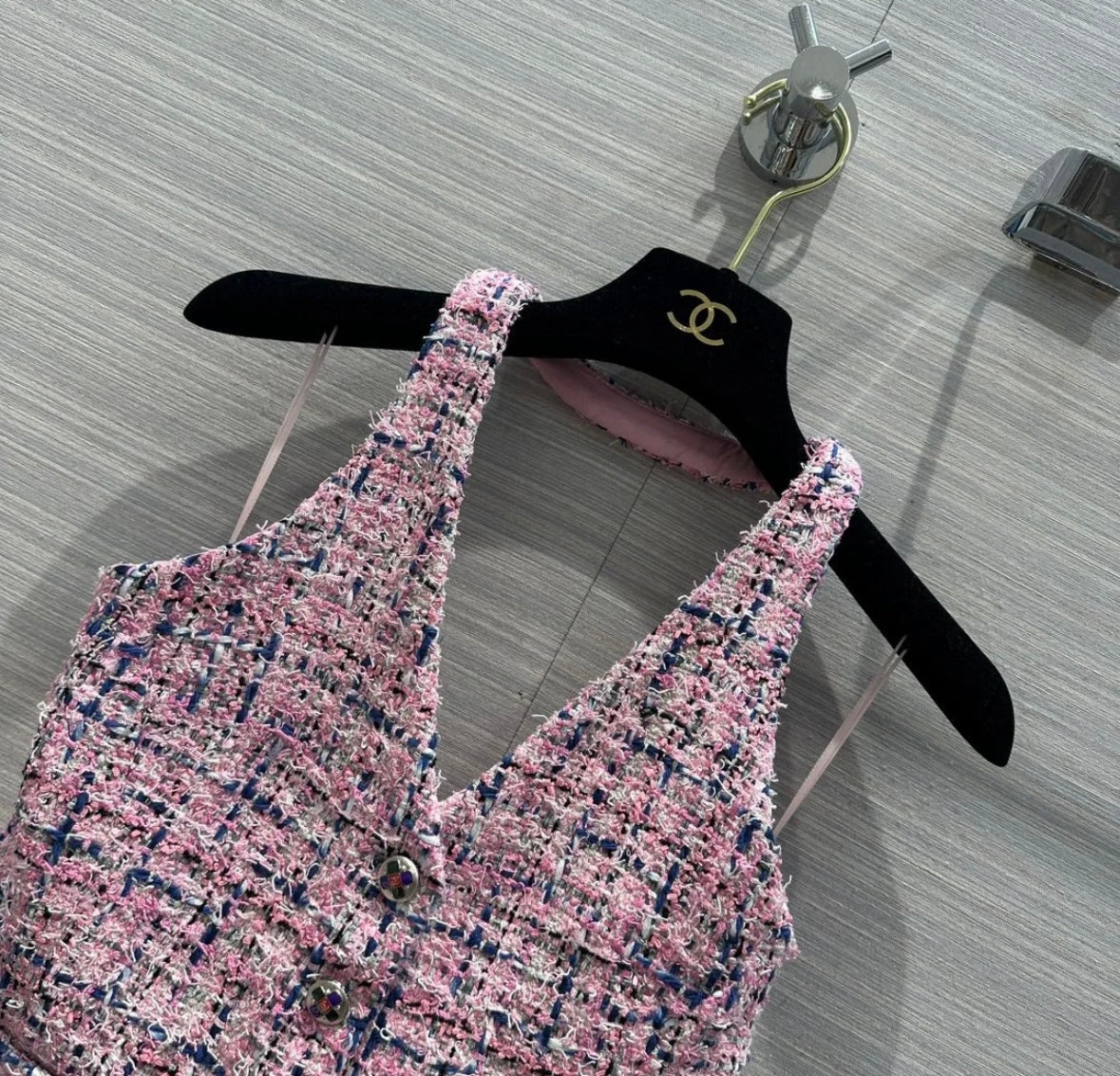 Small fragrant wind hanging neck suspender vest