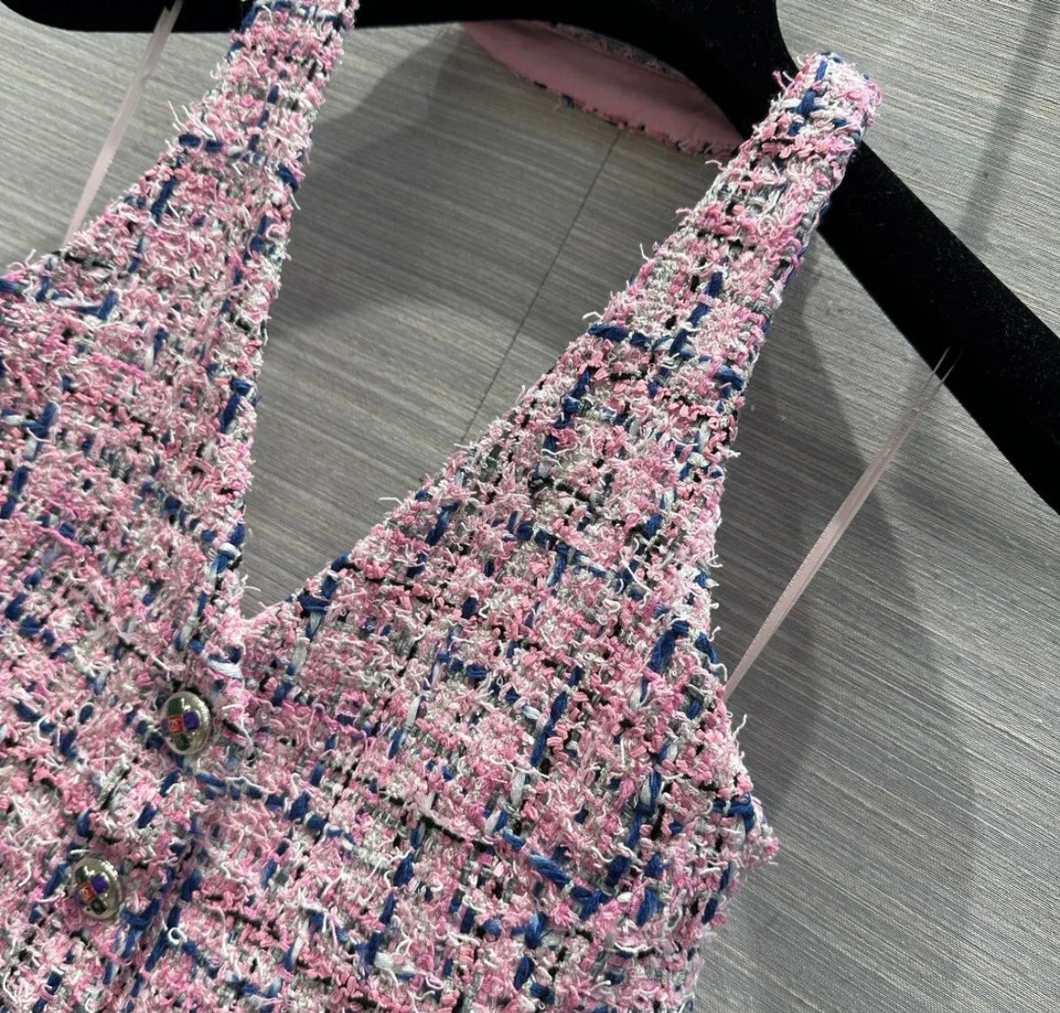 Small fragrant wind hanging neck suspender vest