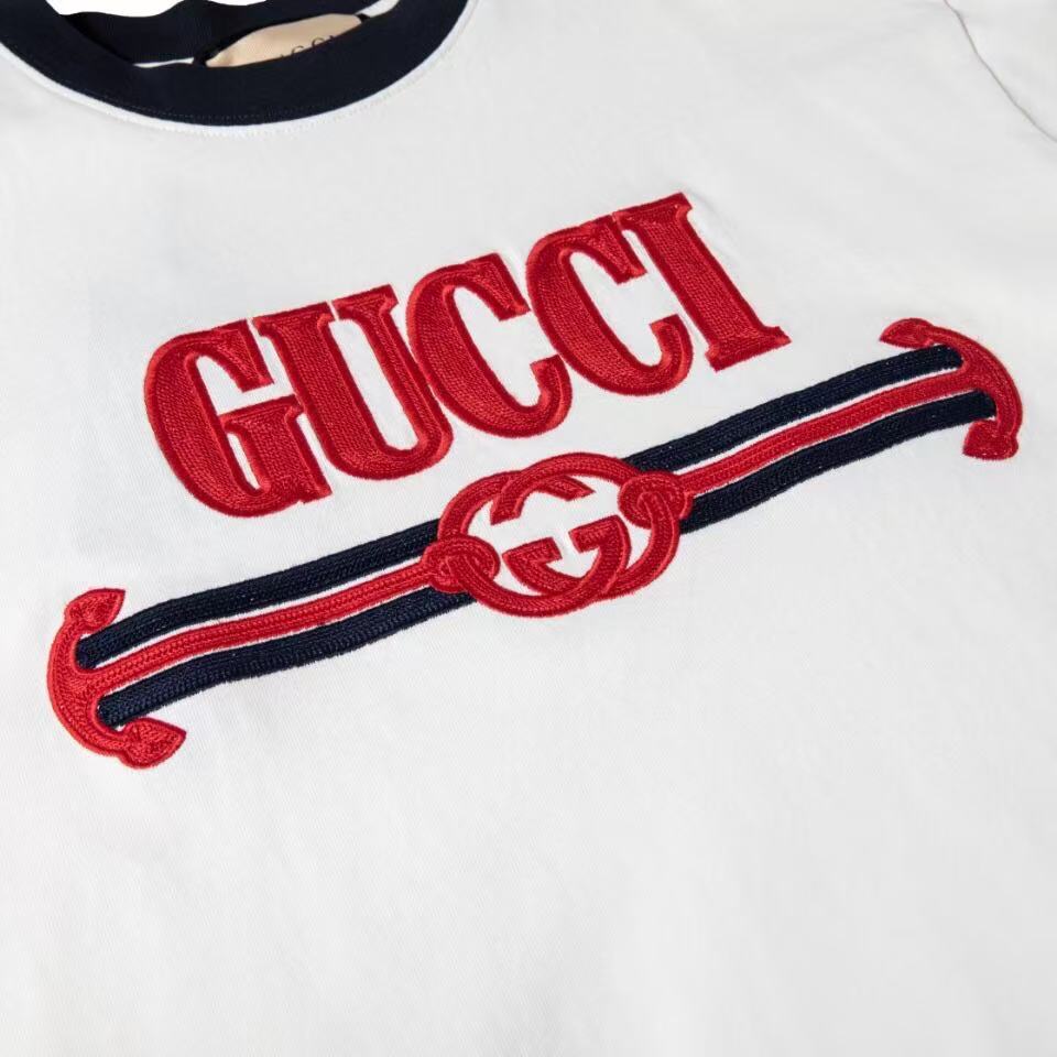 New Embroidered Slim Fit T-shirt