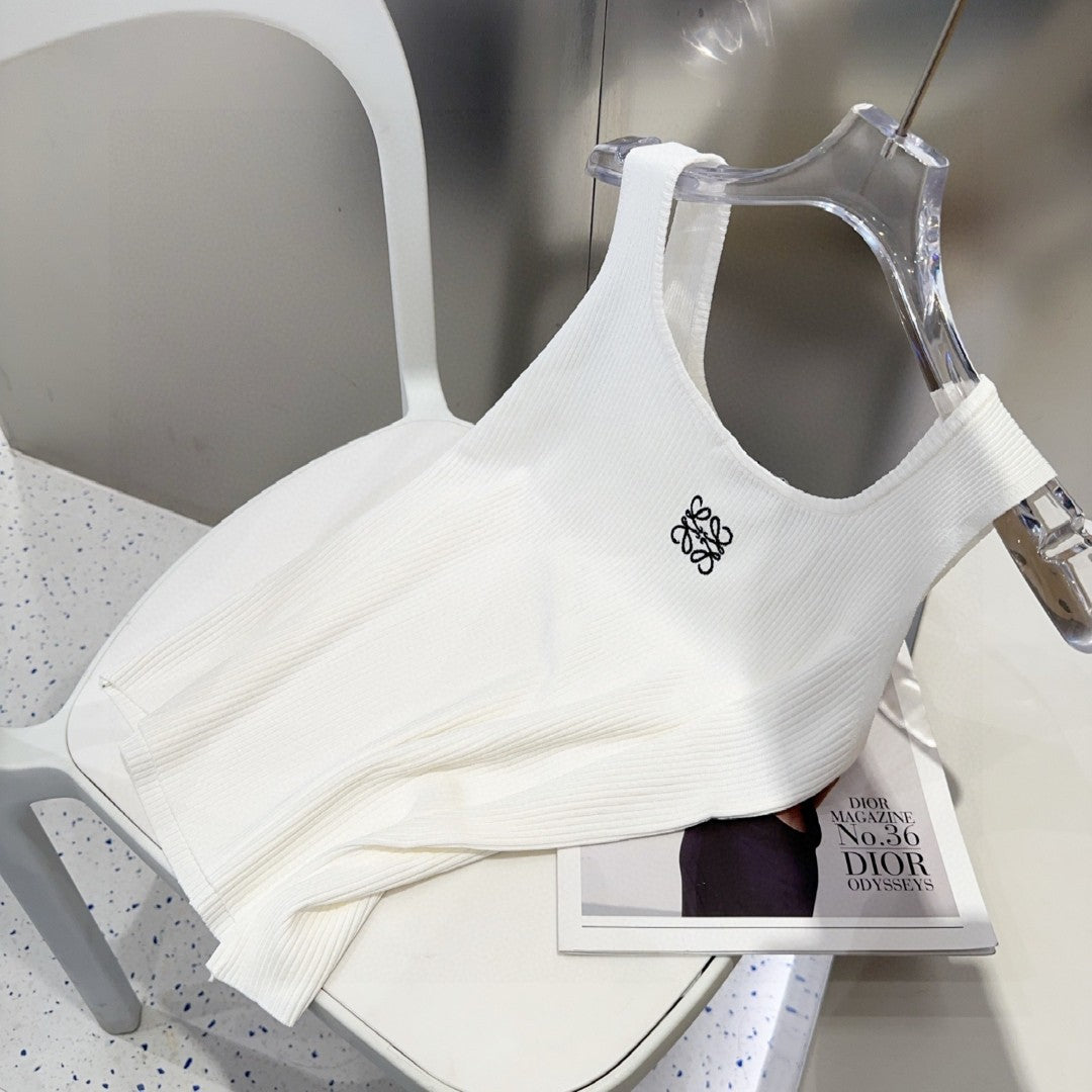 Simple and versatile cotton vest