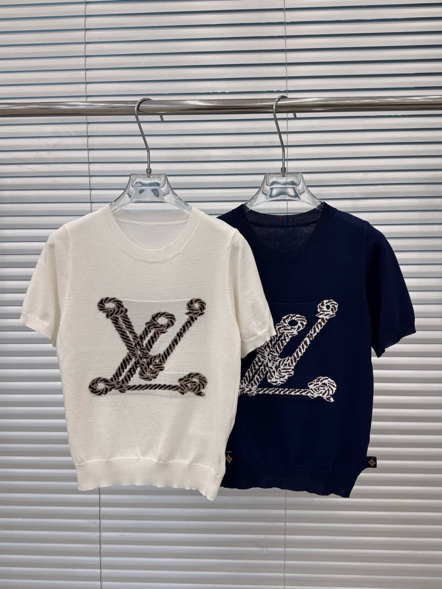 Round neck knot printed short sleeve