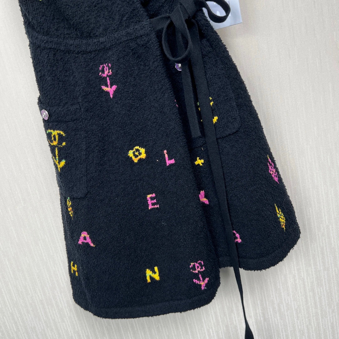 New colorful letter skirt with suspenders