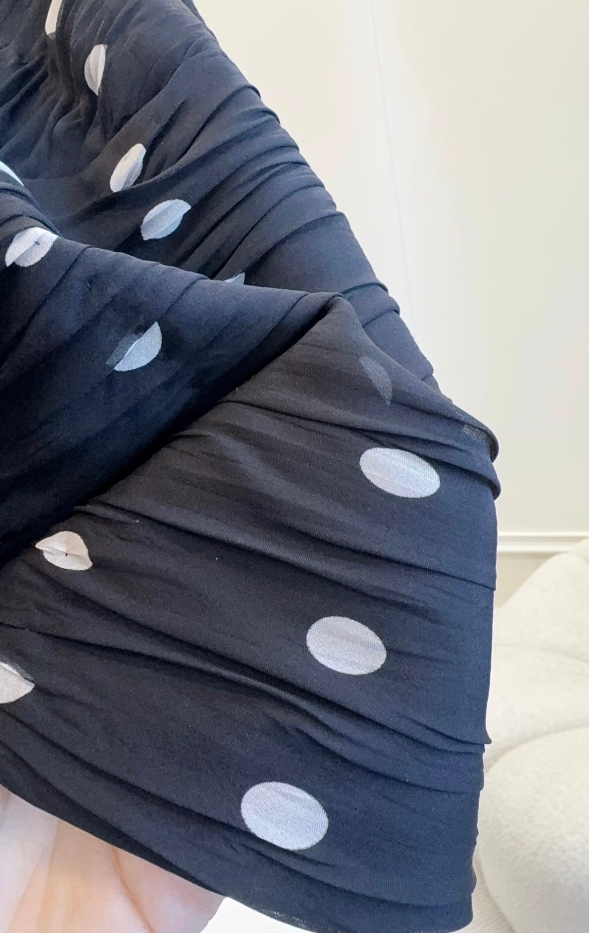 New black and white silk polka-dot sling