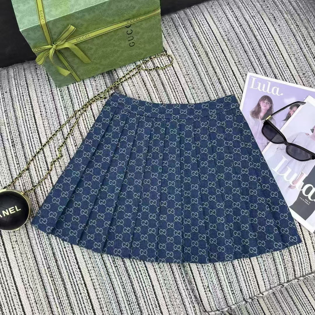 Denim Jacquard vest pleated skirt suit