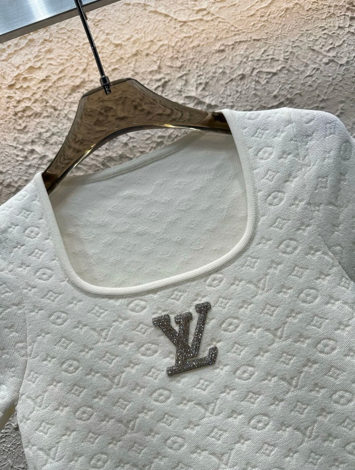 New dark jacquard letter knitted square collar is short