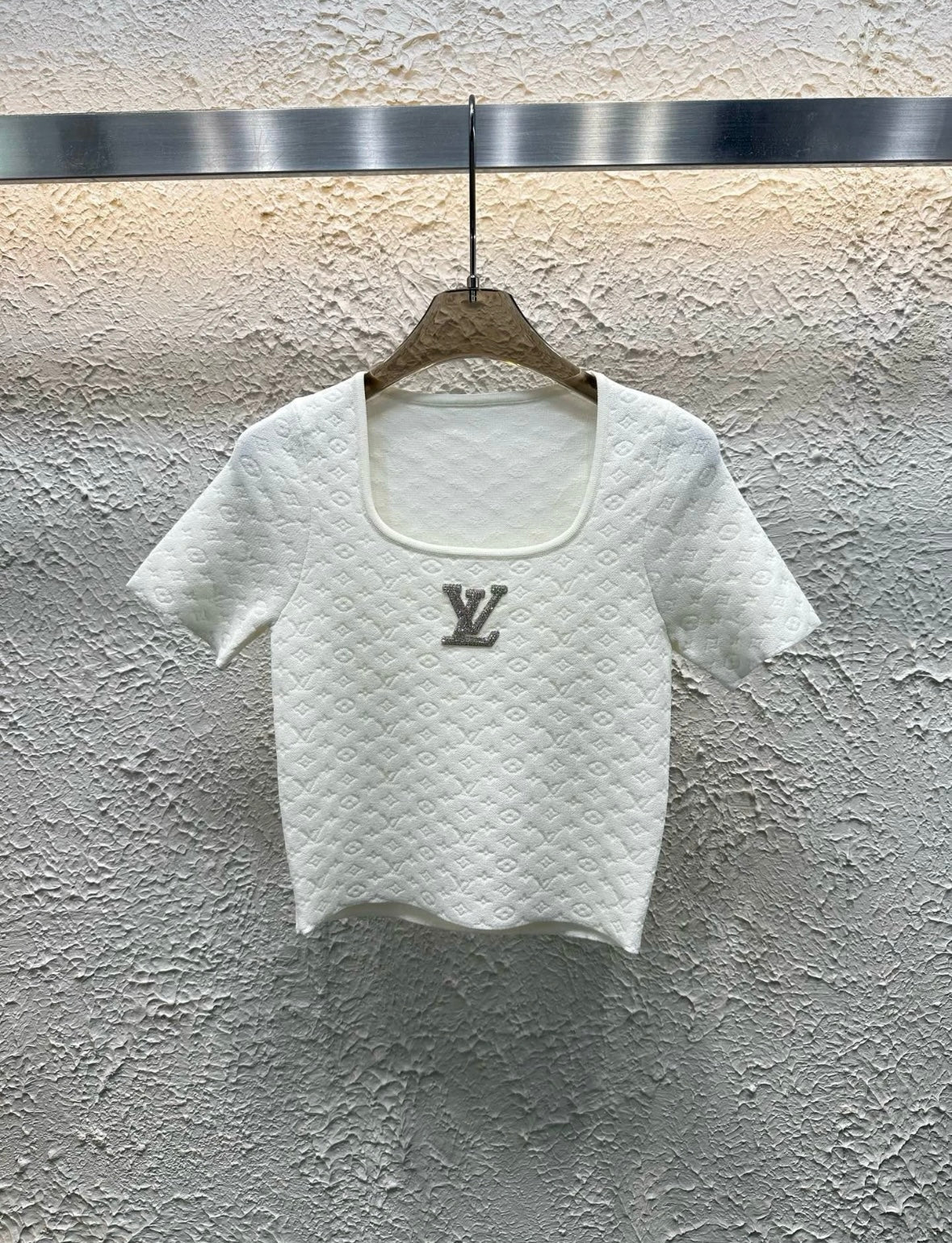 New dark jacquard letter knitted square collar is short