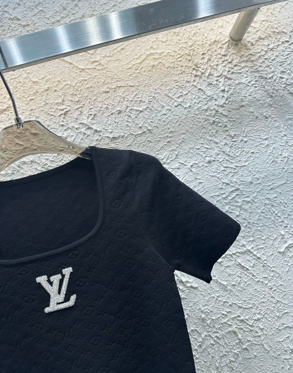 New dark jacquard letter knitted square collar is short