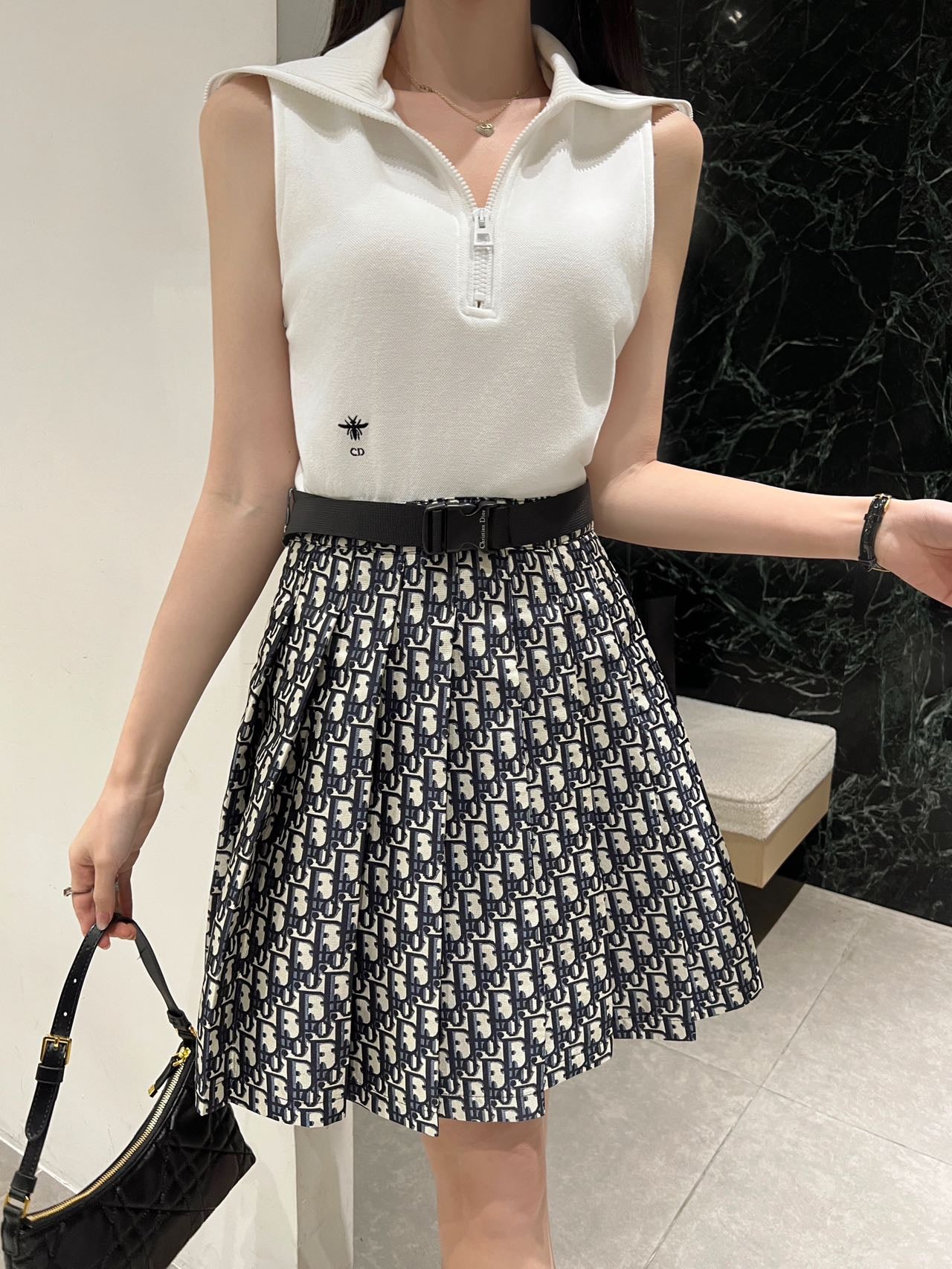 New letter printed vest lapel dress