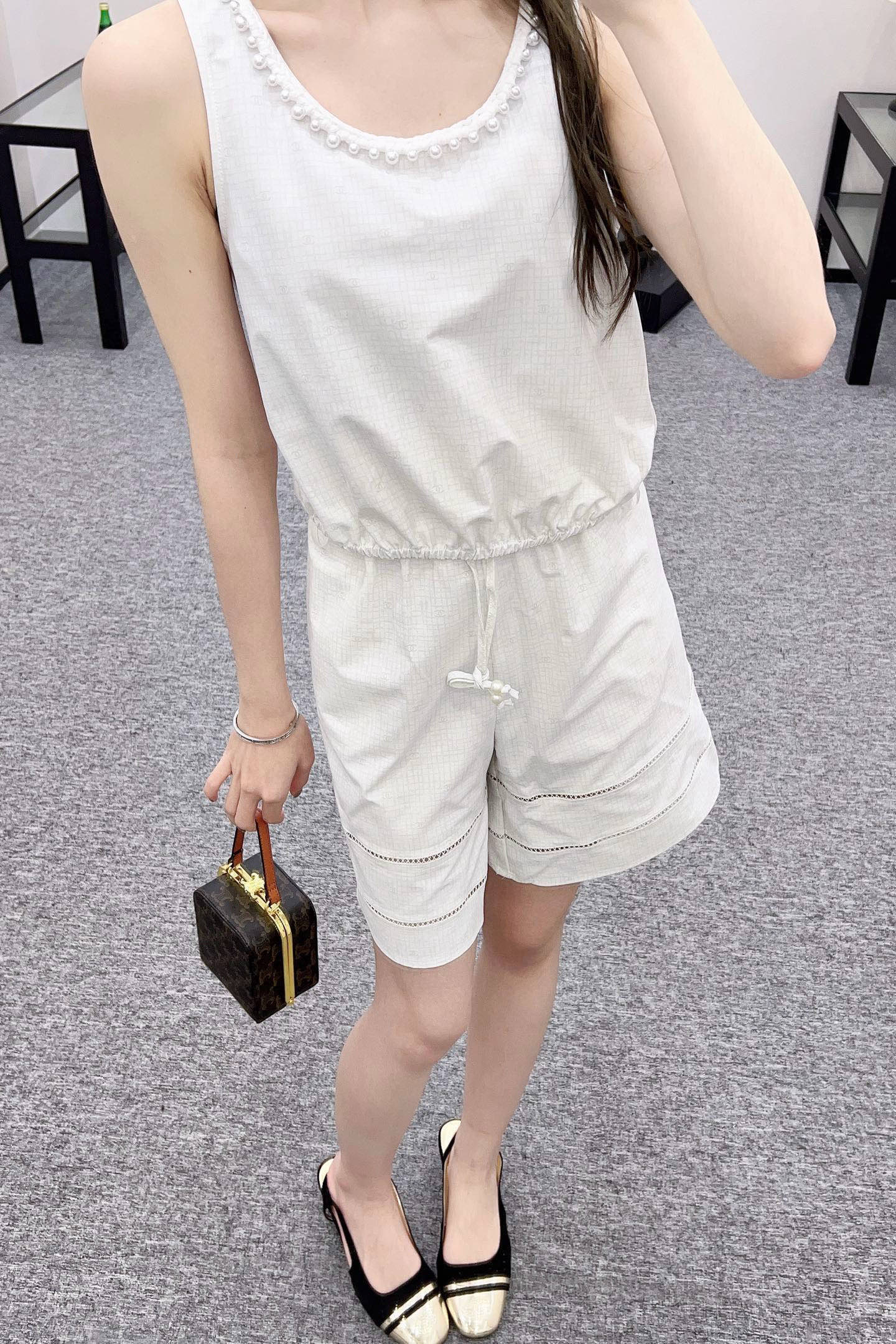 Round Neck Pearl Vest Camisole