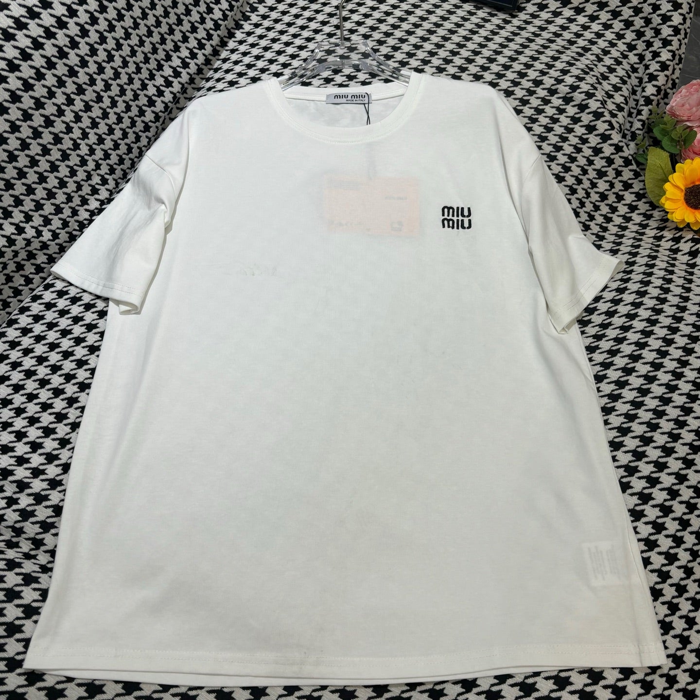 Simple round neck small logo two-tone short sleeves