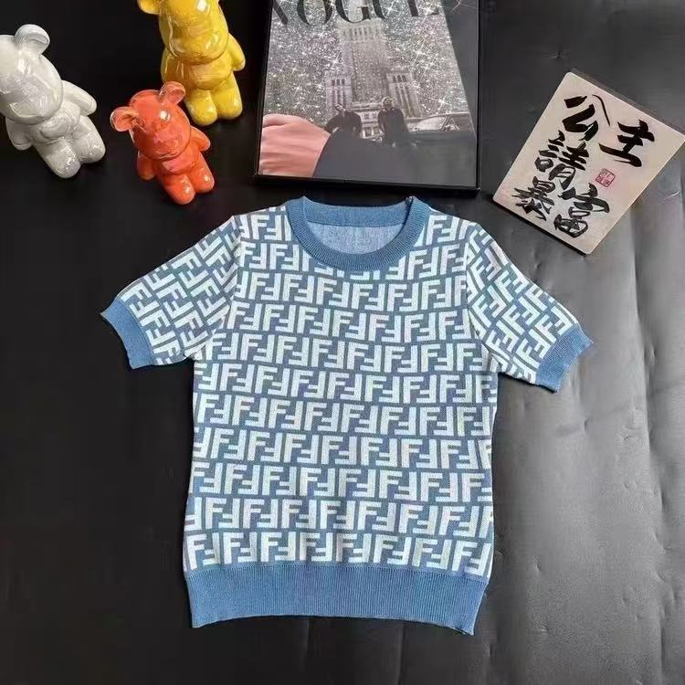 Full-print logo short sleeves