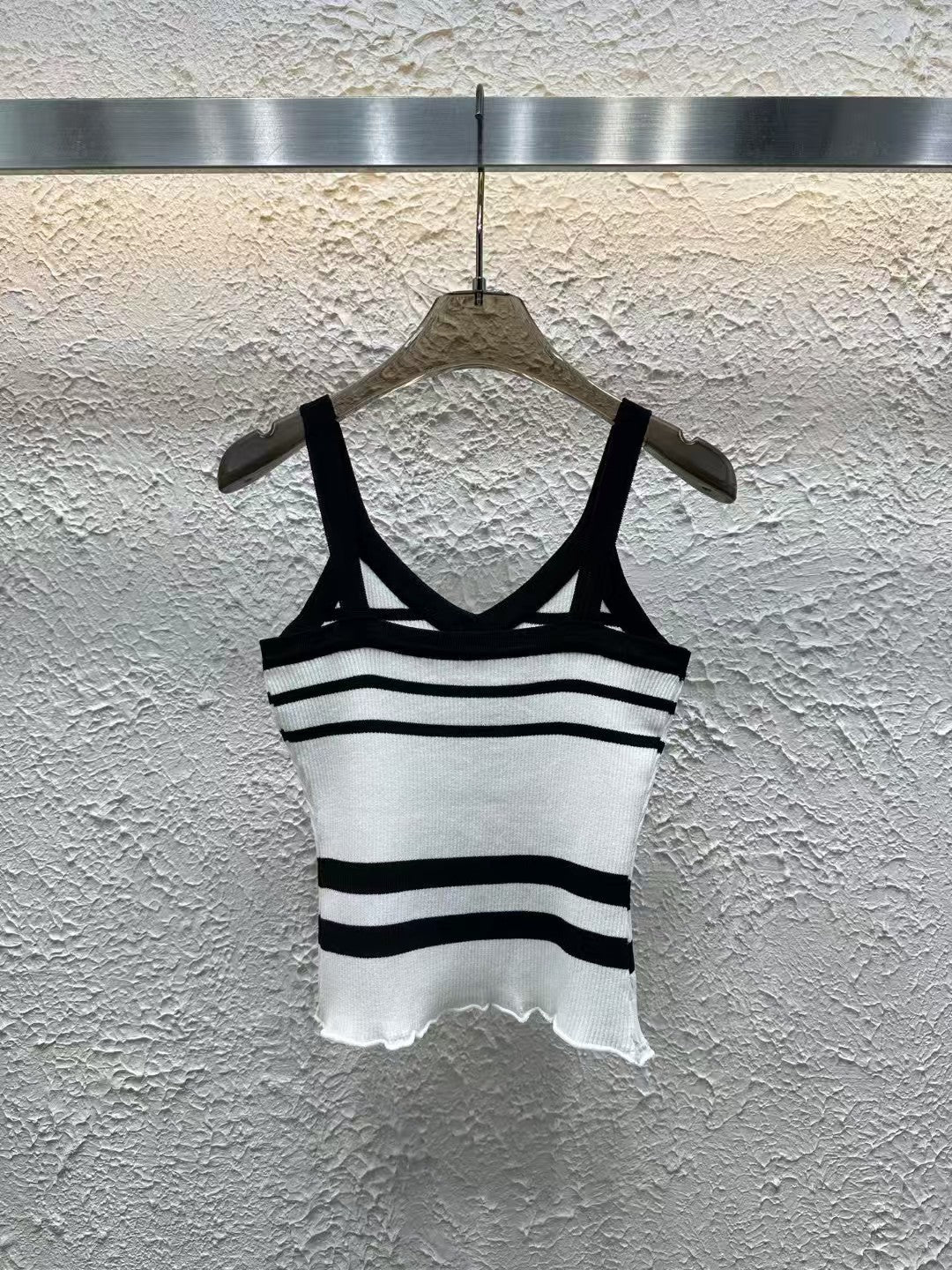 The sexiest strappy vest is a must-have for hot girls