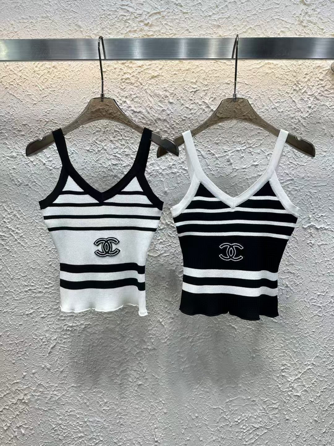 The sexiest strappy vest is a must-have for hot girls