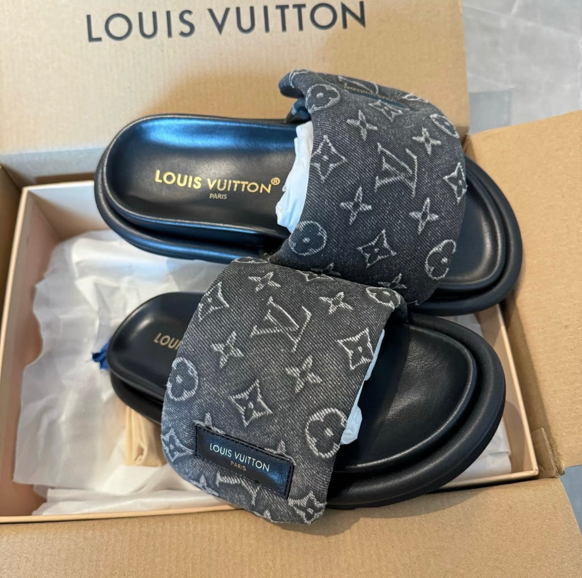 New multi-color Velcro slippers