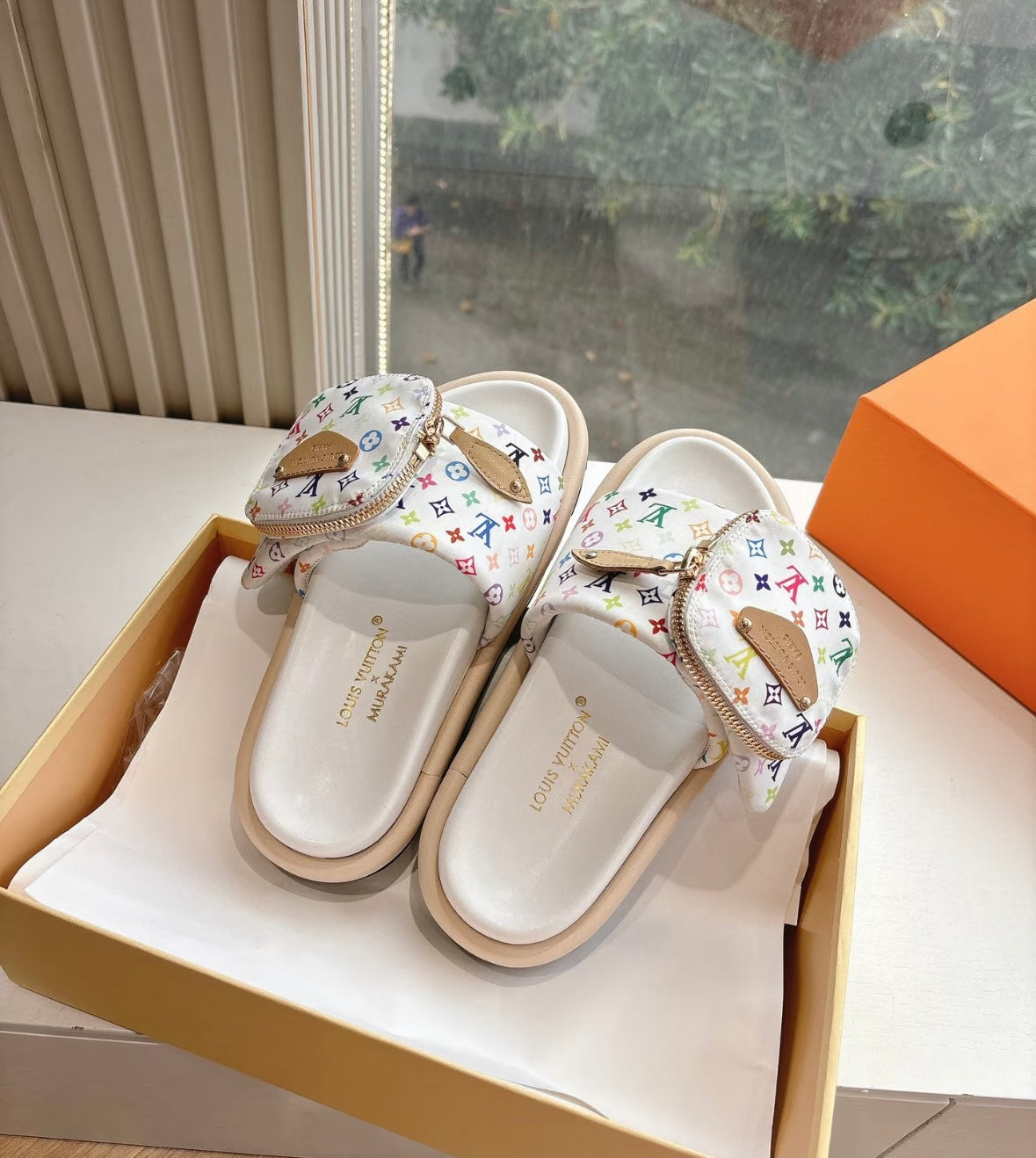 New personalized tri-color wallet slippers