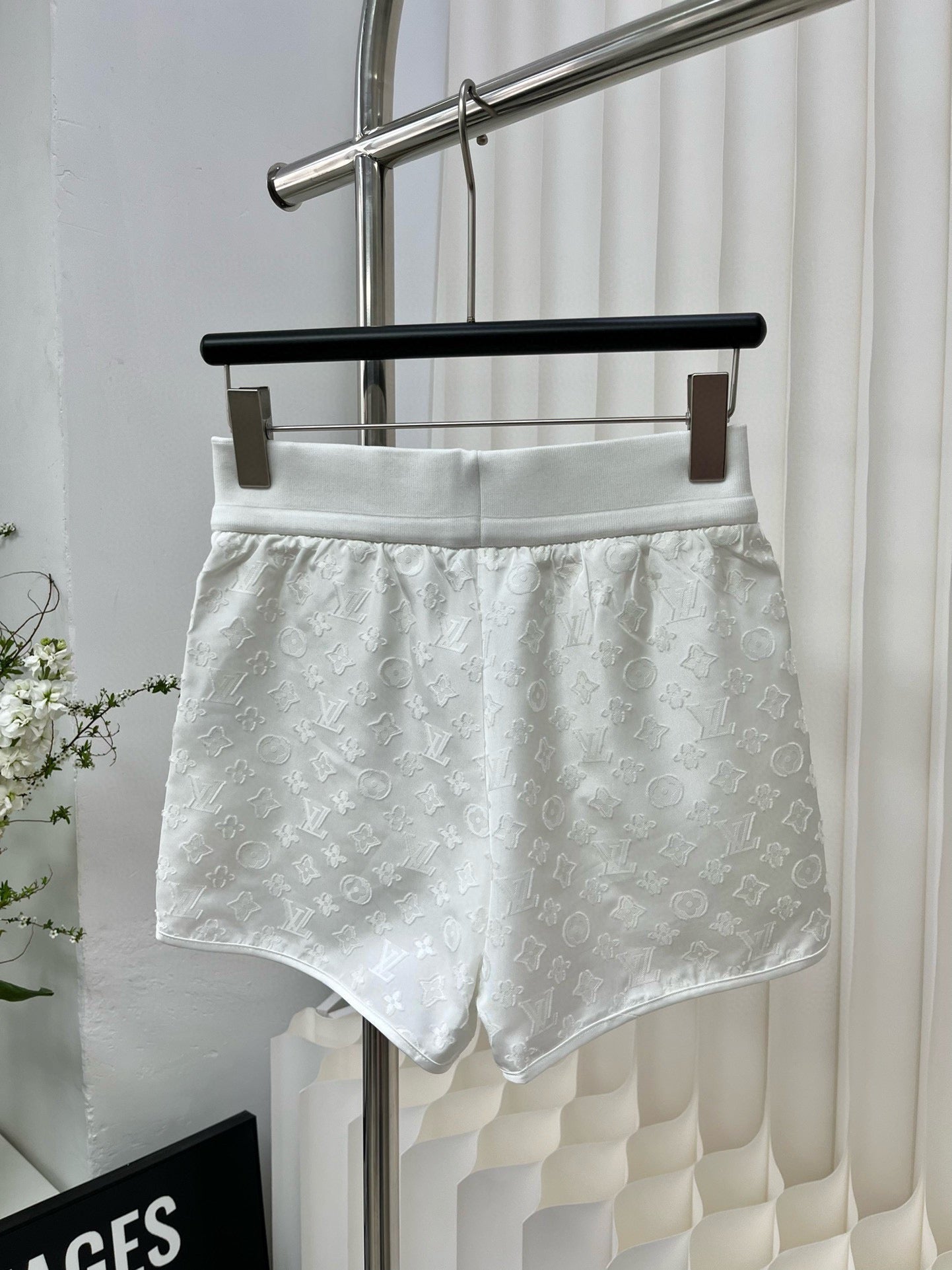 Nuevos pantalones cortos bordados personalizados de verano