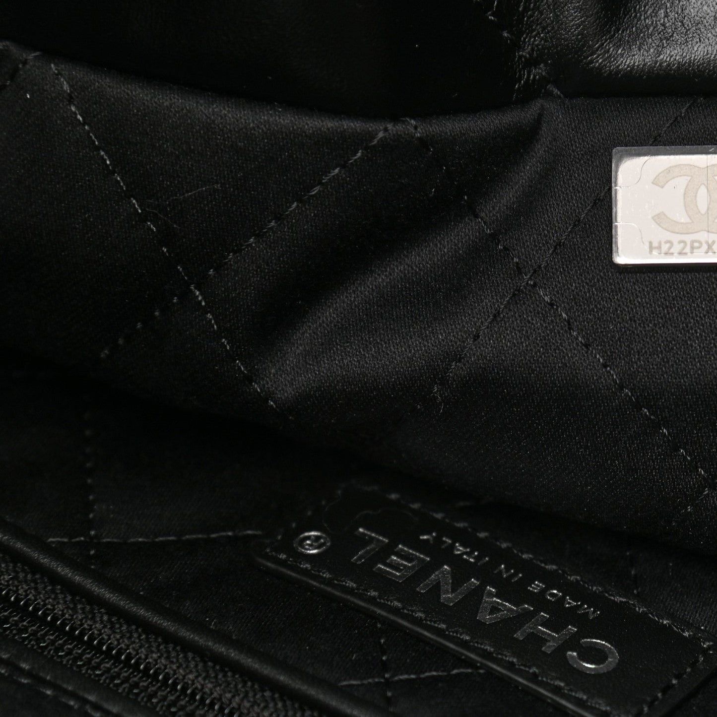Small 22 Black