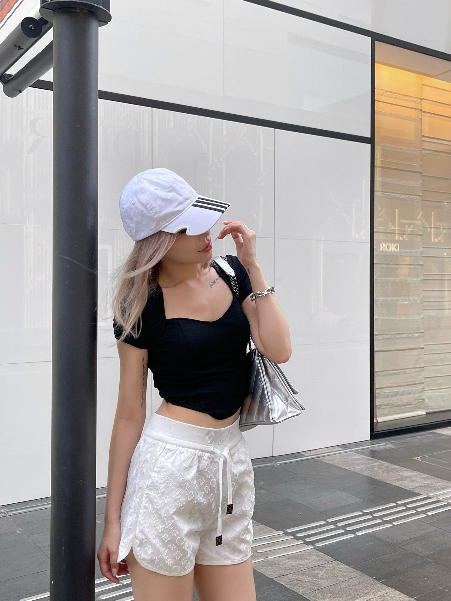Nuevos pantalones cortos bordados personalizados de verano