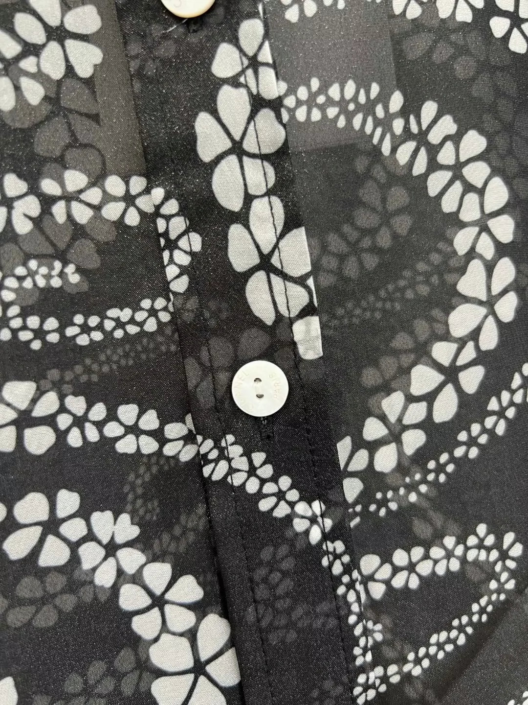 25 Printed Lapel Shirt