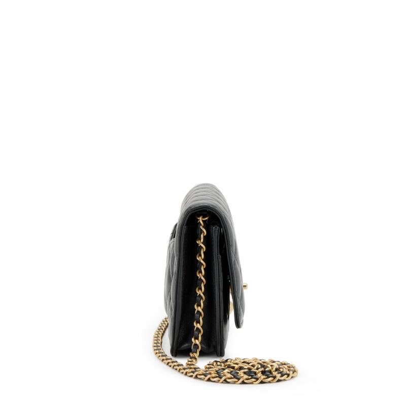 Black Wallet on Hardware