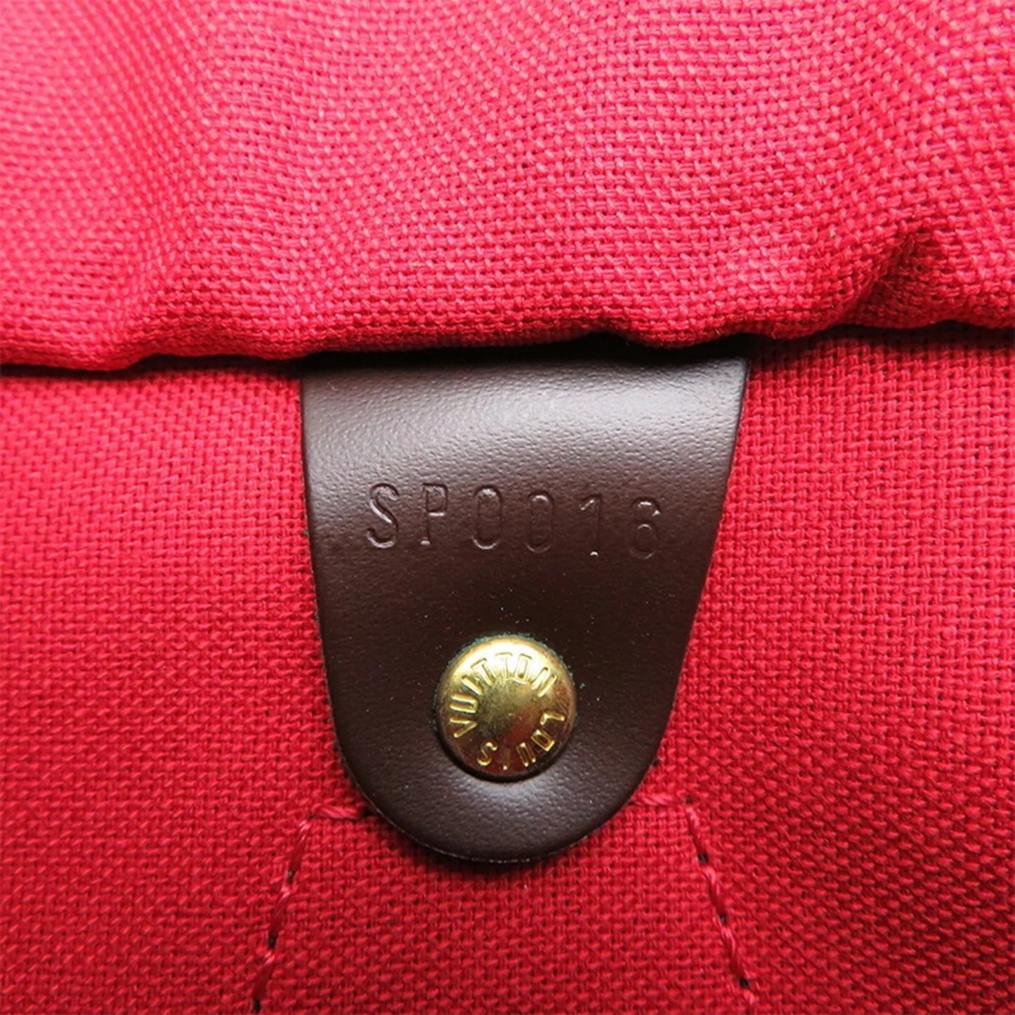Tote N41532