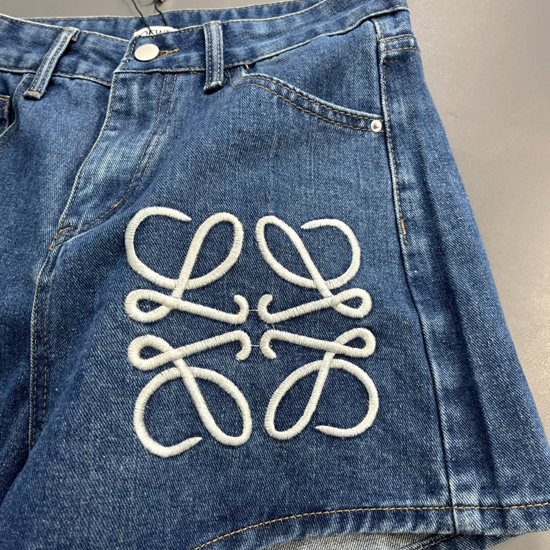 pantalones cortos de mezclilla bordados